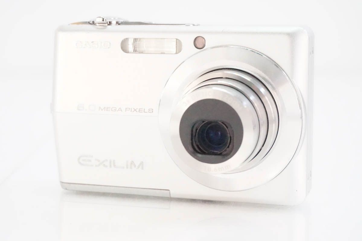 中古】CASIOカシオ コンパクトデジタルカメラ EXILIM エクシリム 600万