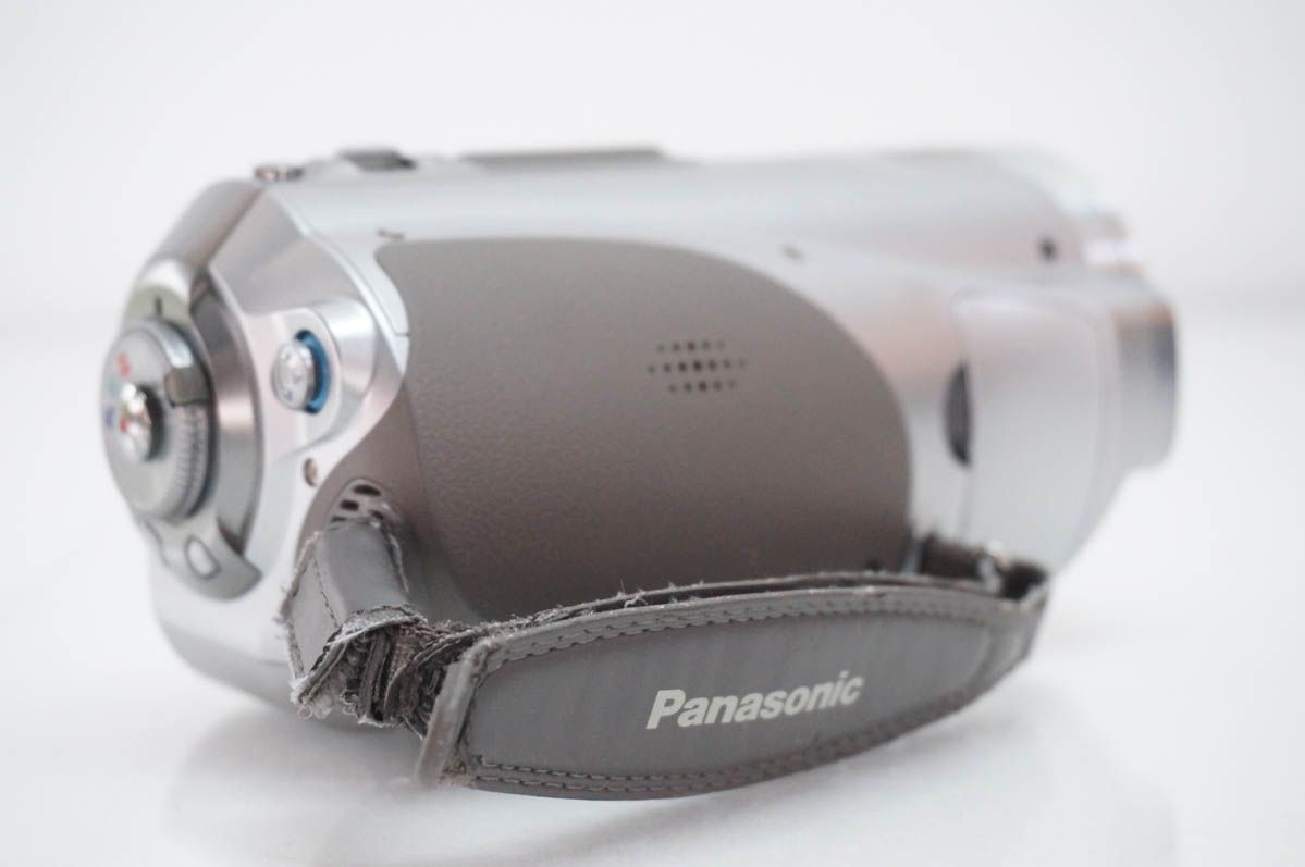 カメラ 【】Panasonicパナソニック HDC-SD1 デジタルハイビジョン