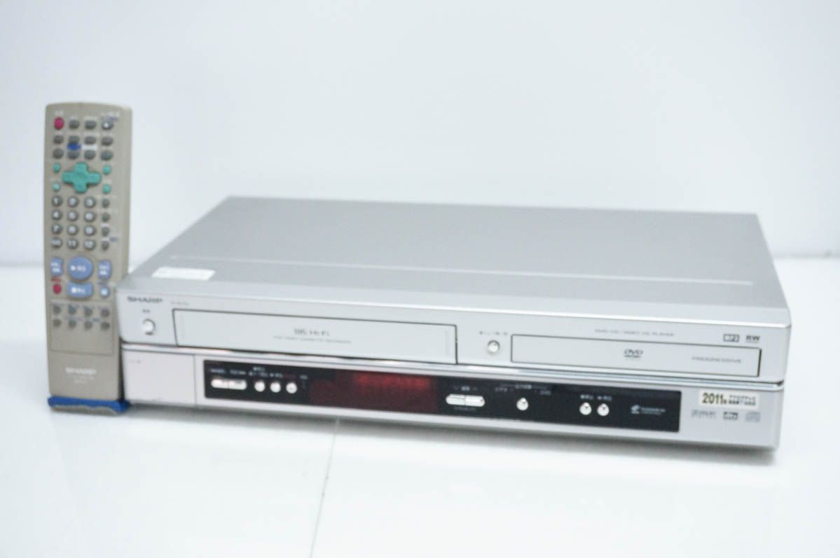【中古】SHARPシャープ VTR一体型DVDビデオプレーヤー DVDプレーヤー一体型VHSビデオデッキ DV-NC750