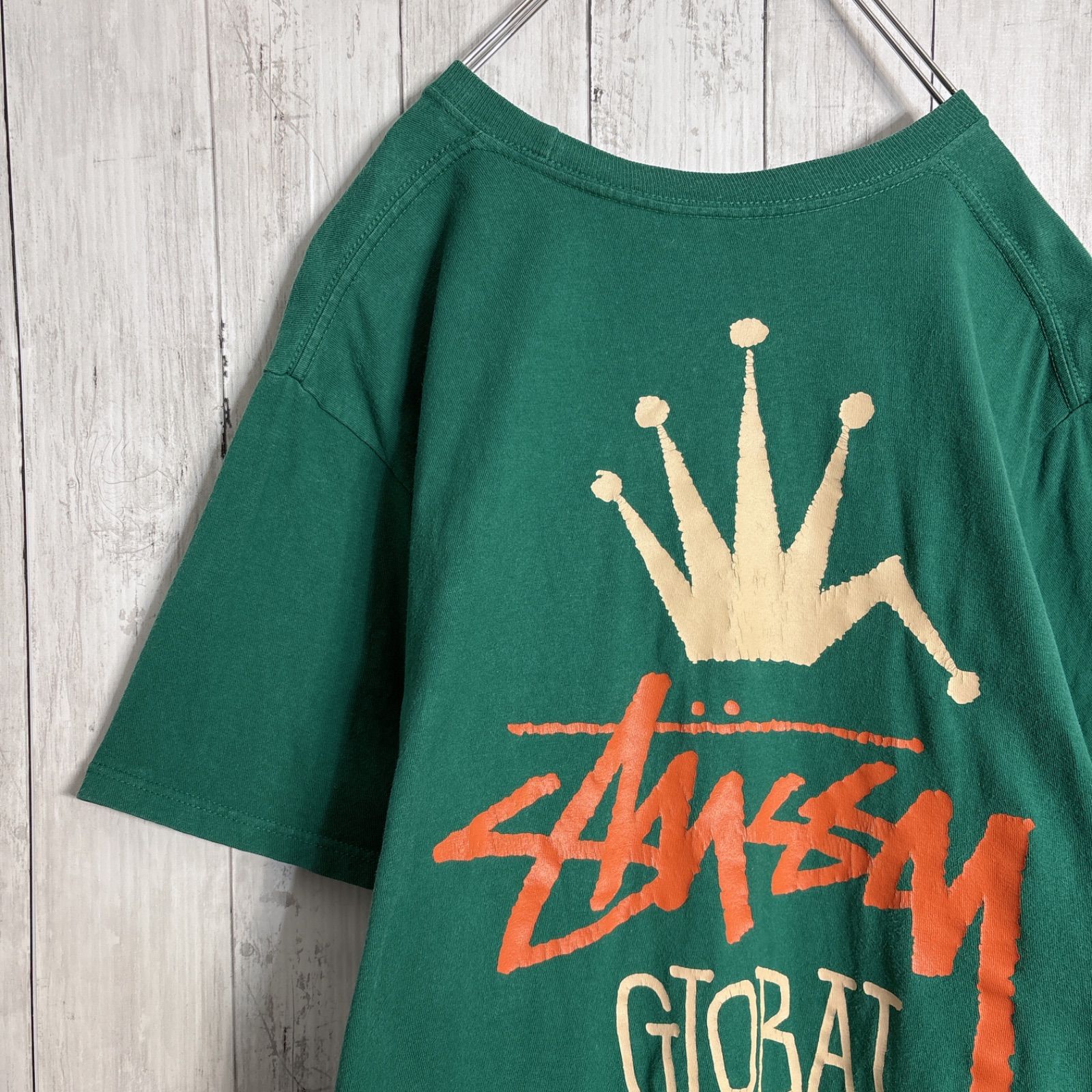 【国内正規品】ステューシー STUSSY 折れクラウン バックプリント グリーン 半袖Tシャツ