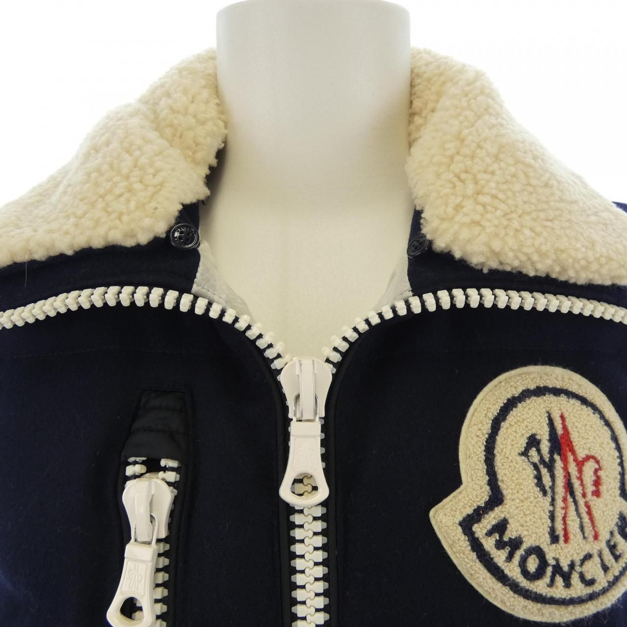 モンクレールエー MONCLER a BASTIEN ダウンベスト - メルカリ