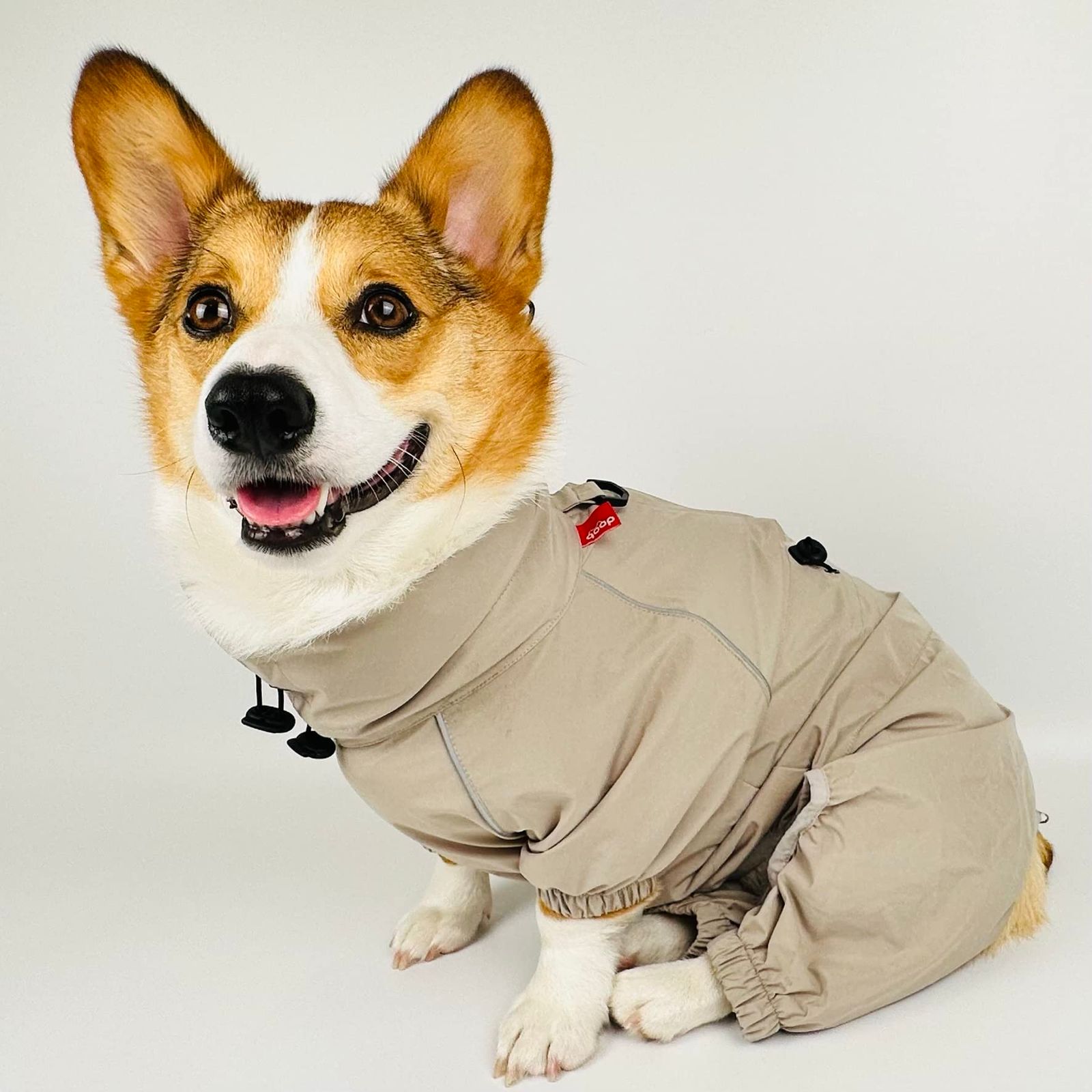 コーギー用 犬 レインコート 犬用レインコート 雨合羽 カッパ 雨具 レインウェア 犬用 ドッグウェア ドッグ 犬服 防水 可愛い 濡れない 散歩 おでかけ 着せやすい プレゼント ギフト (ベージュ, S)