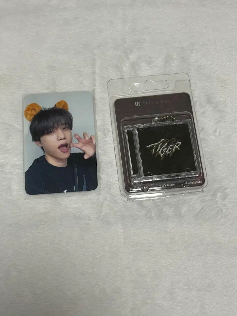 THE BOYZ(ザ・ボーイズ・ドボイズ) TIGER キーホルダー + ソヌ(SUNWOO