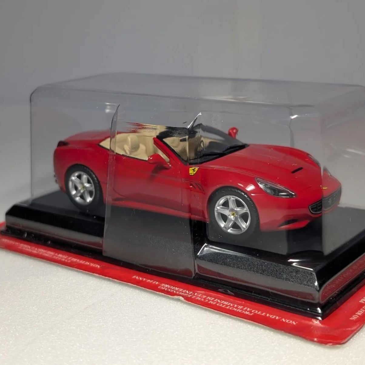 未開封 1/43 アシェット フェラーリ カリフォルニア フェラーリ