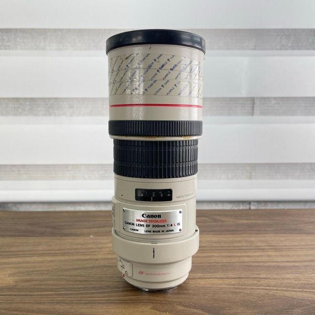 【中古】Canon EF 300mm f/4 L IS レンズ Amazon.com : Canon EF 300mm f/4L IS USM Telephoto Fixed Lens for