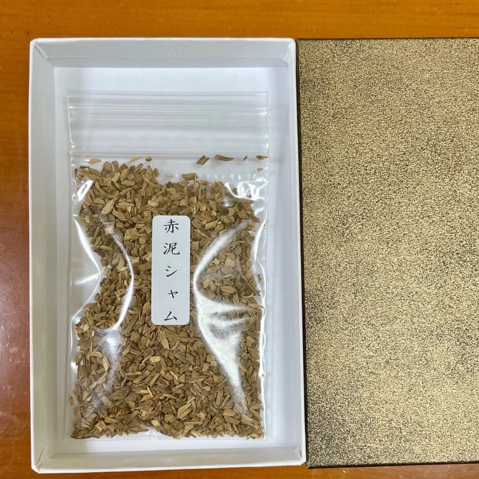 沈香 赤泥シャム 刻み○10g ベトナム産 - メルカリ