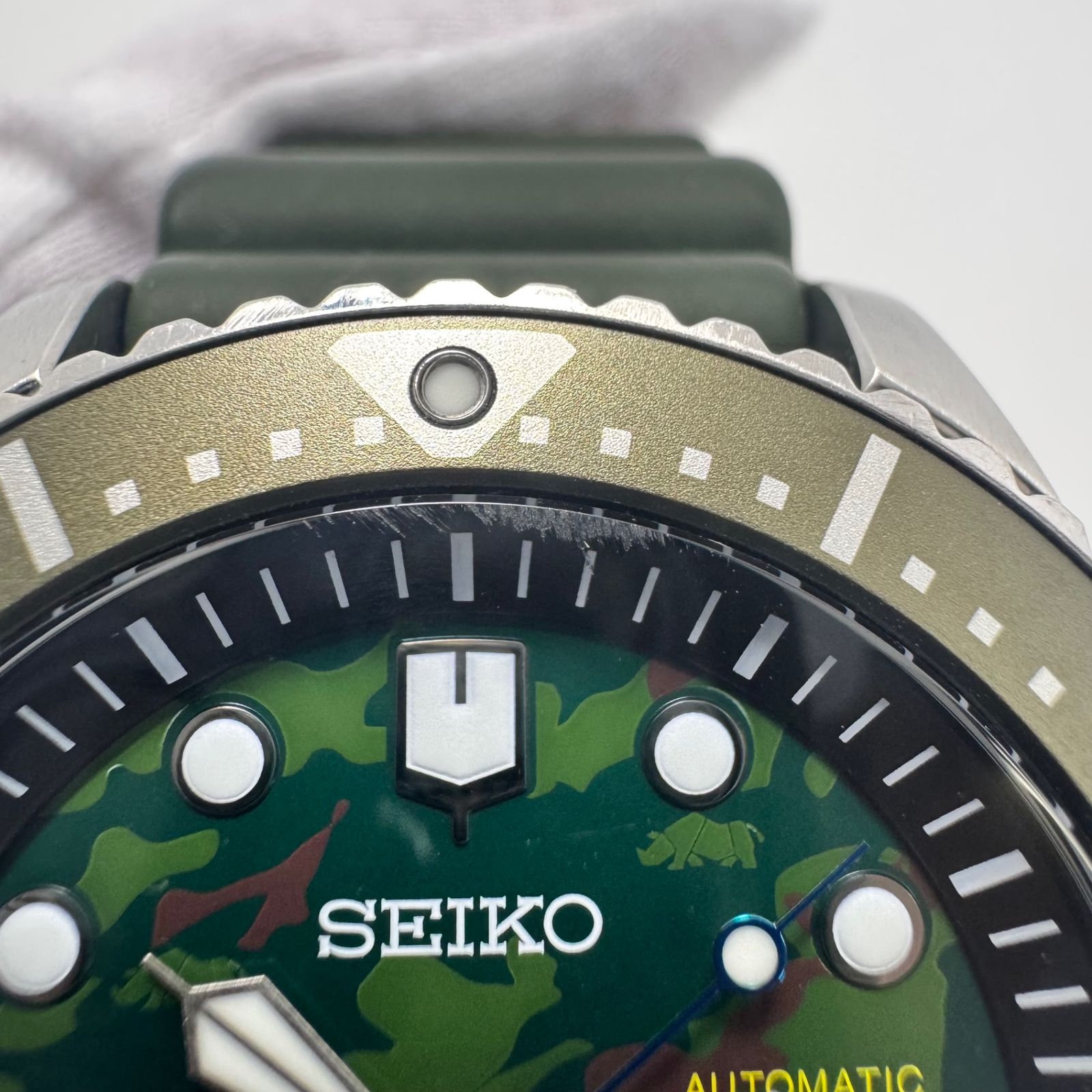 SEIKO/セイコー】 4R36ー15S0 ジムニーコラボ グリーン/カモフラ SEIKO/セイコー】 4R36ー15S0 ジムニーコラボ グリーン/カモフラ