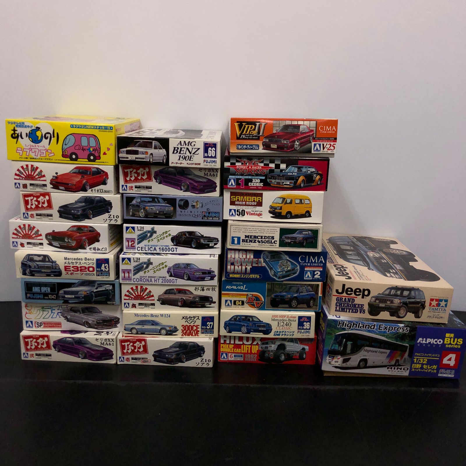 プラモデル　ジャンク品　【現在交渉中】 △【2個口発送】プラモデル 自動車 等 まとめ 未組み立て ジャンク品