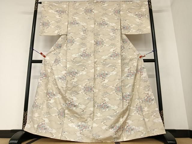 平和屋着物○本場大島紬 白大島 カタス9マルキ 雲重ね草花文 正絹 逸品