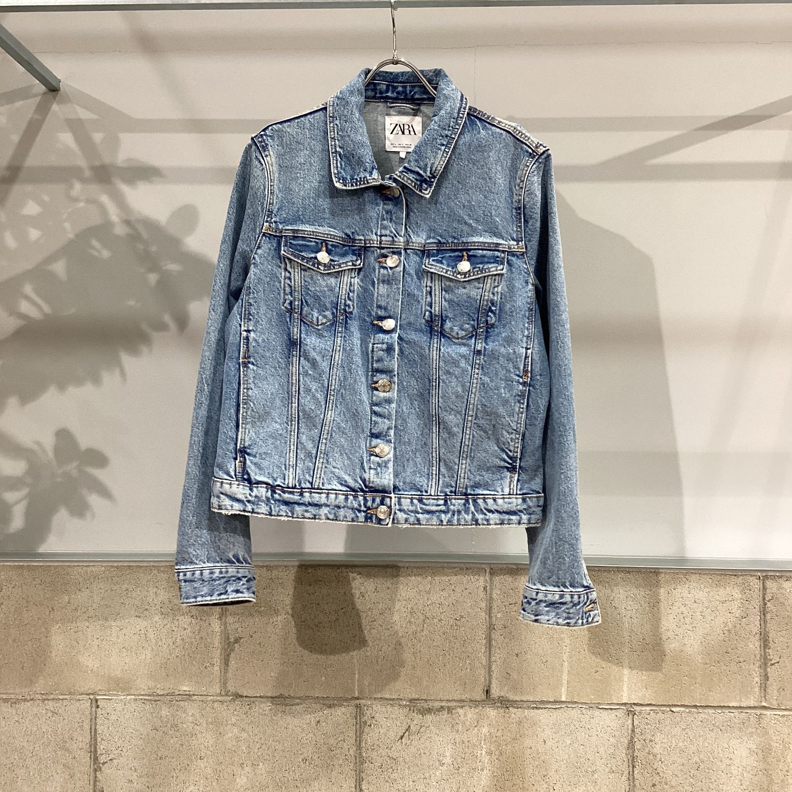 ZARA ザラ ブルー デニムジャケット USA Lサイズ 両胸ポケット - メルカリ