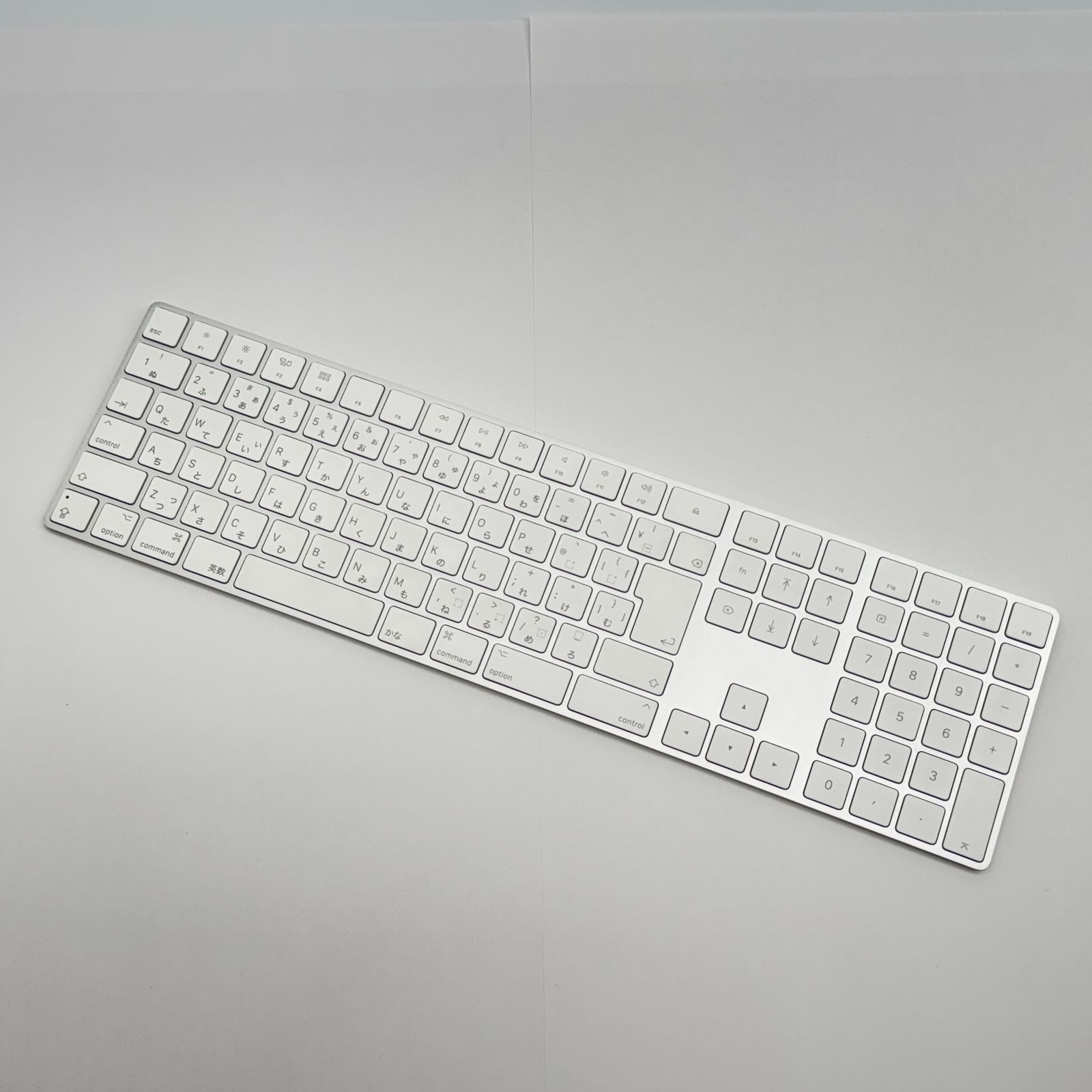 Apple Magic Keyboard (テンキー付きJIS) 【公式通販】