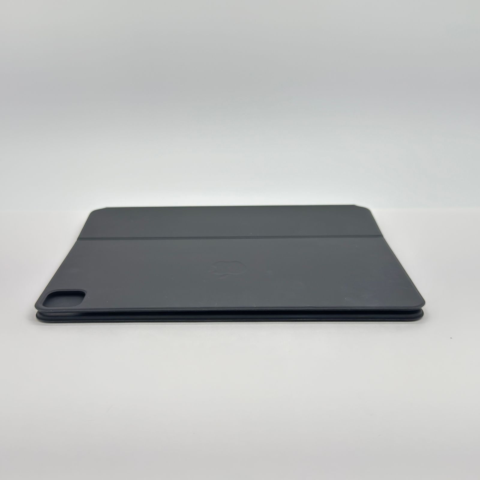 Apple iPad Pro Magic Keyboard A2480 やや傷汚れあり - メルカリ