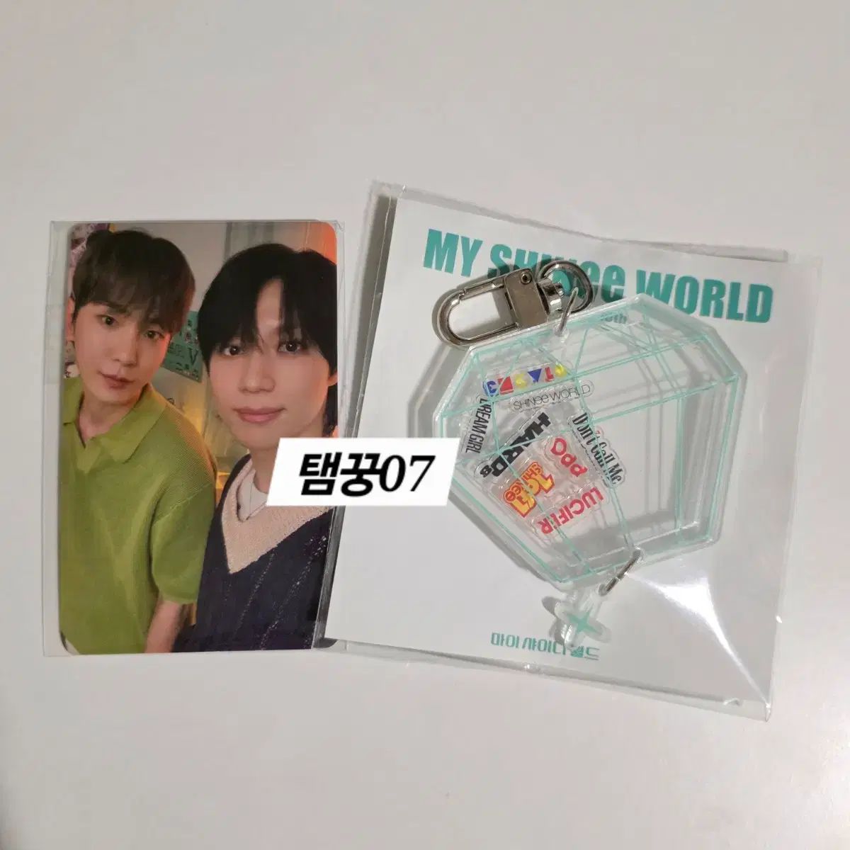 FANPLEE特典ホログラムトレカ　SHINee　テミン　キー　セット FANPLEE特典ホログラムトレカ SHINee テミン キー セット テミン