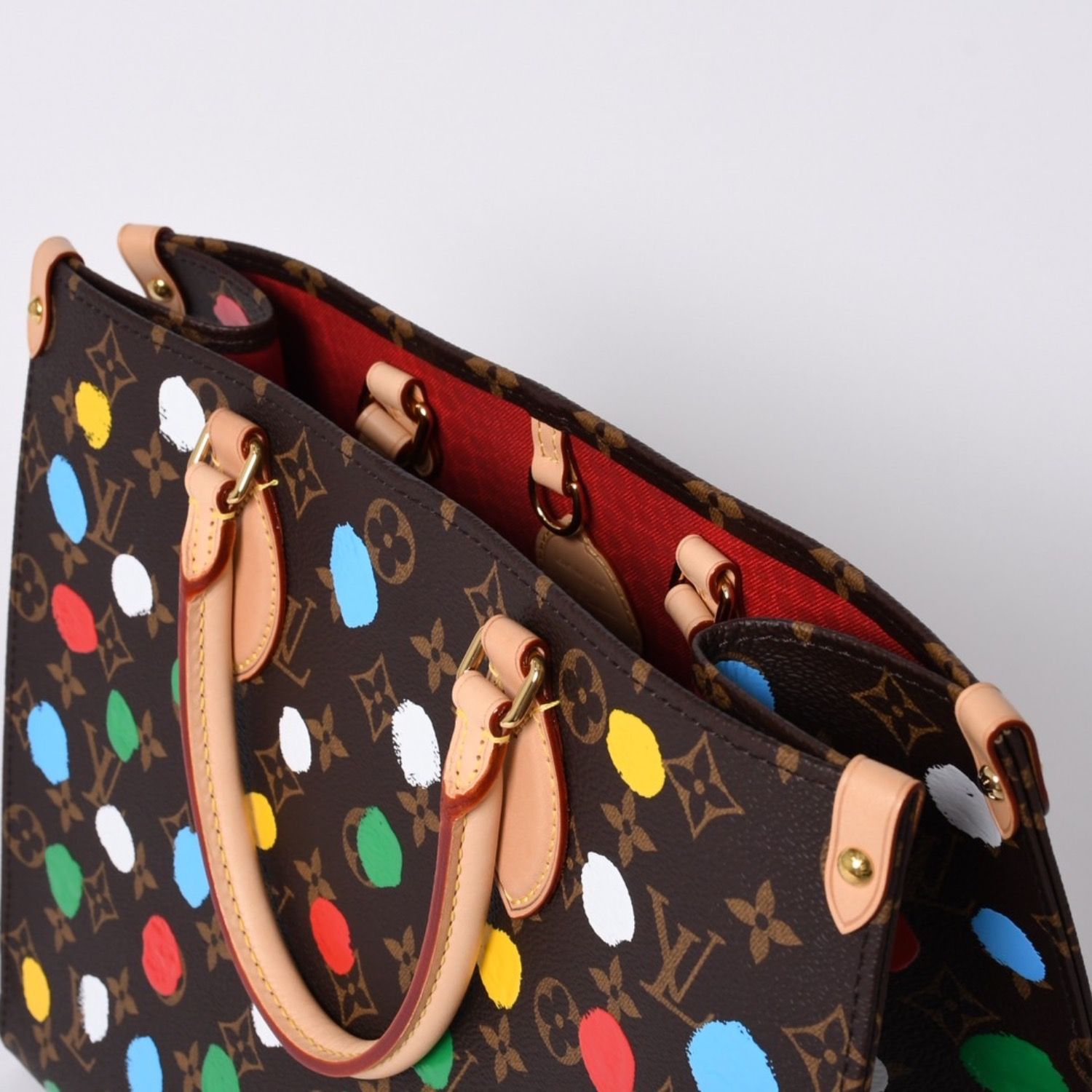 新品同様 LOUIS VUITTON ルイヴィトン オンザゴーMM 草間彌生 ハンド 