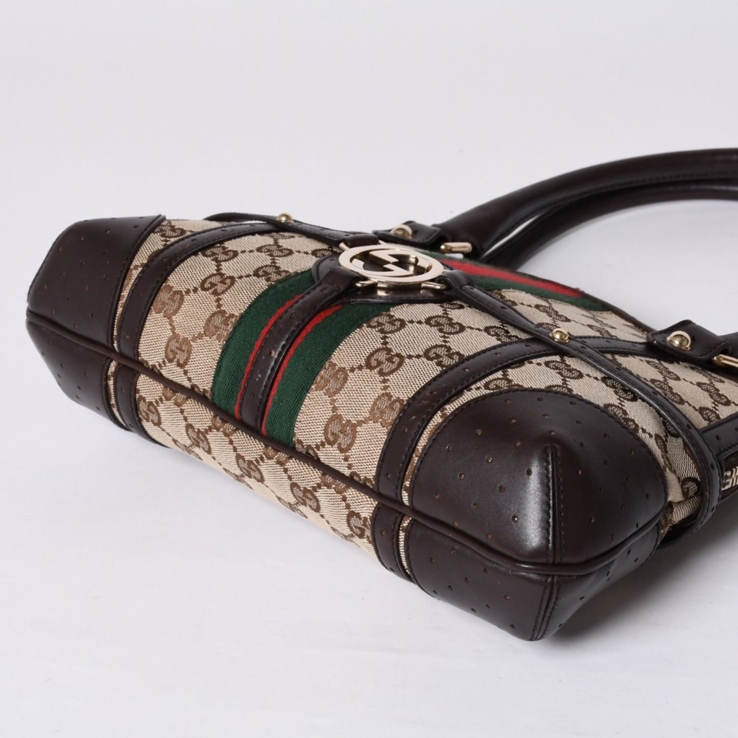 CHLOE&LEON【美品】GUCCI グッチ シェリーライン ボディバッ GUCCI グッチ シェリーライン 114882 Shoulder Bag ショルダーバッグ