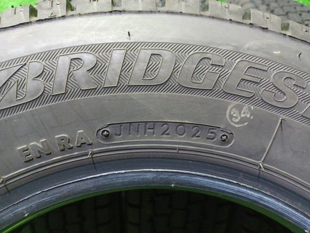 BRIDGESTONE スタッドレス ブリヂストン W300 145/80R12 80/78N LT 4本 BRIDGESTONE スタッドレス ブリヂストン W300 145/80R12 80/78N LT 4本