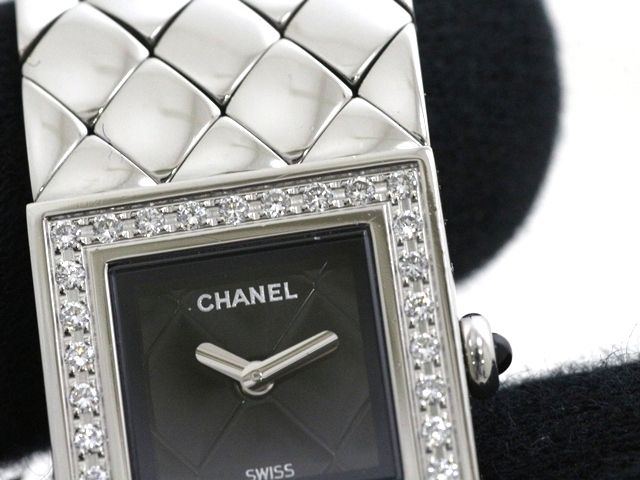 CHANEL シャネル マトラッセ・ダイヤベゼル H0489 腕時計 ステンレス