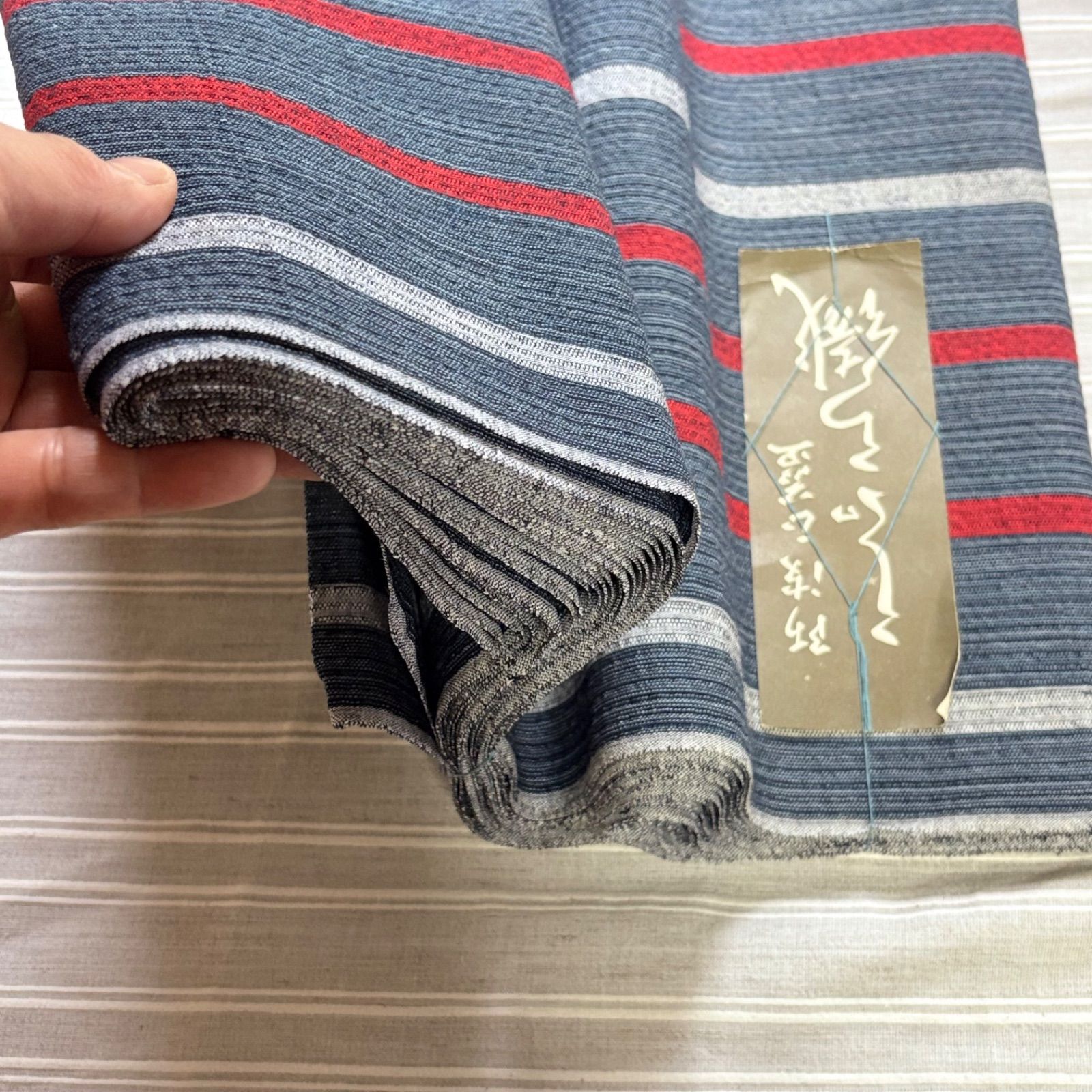 ￼専用ページです 阿波しじら織反物　￼正藍染　無形文化財 NO506 専用ページです 阿波しじら織反物 ￼正藍染 無形文化財 NO506 - メルカリ