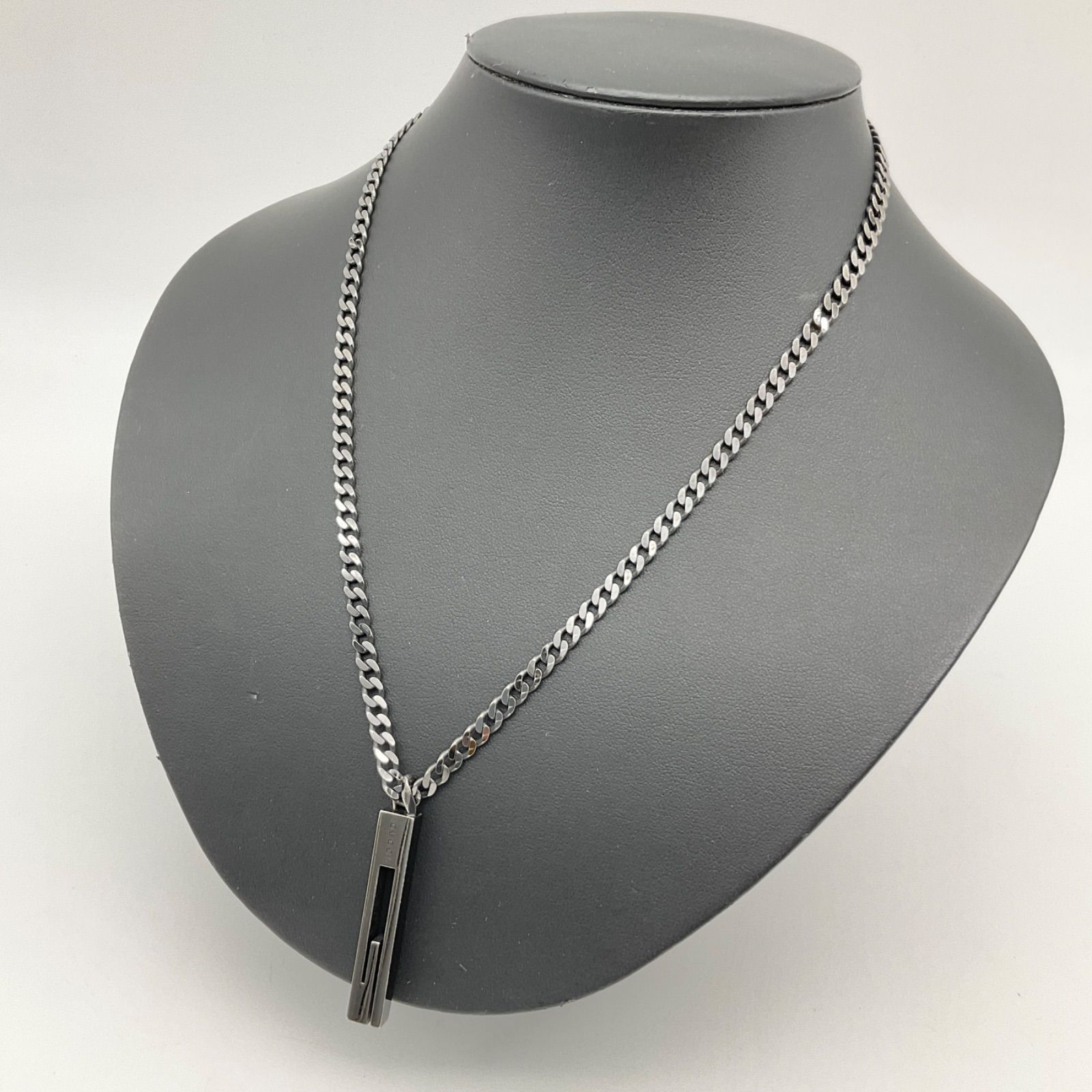 ●GUCCI グッチ Gロゴ ブラックコーティング ネックレス カットアウトGペンダント Ag925 SV925 シルバー アクセサリー 【中古】Bランク 5_451
