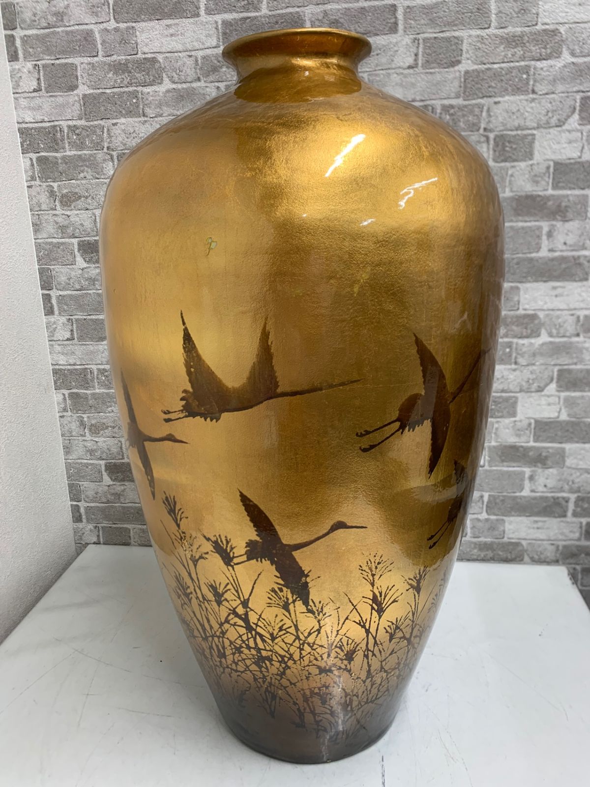 金地花瓶 鶴図 秋草文様 高さ約61cm 花器 飾壺 古美術品 骨董品 縁起物