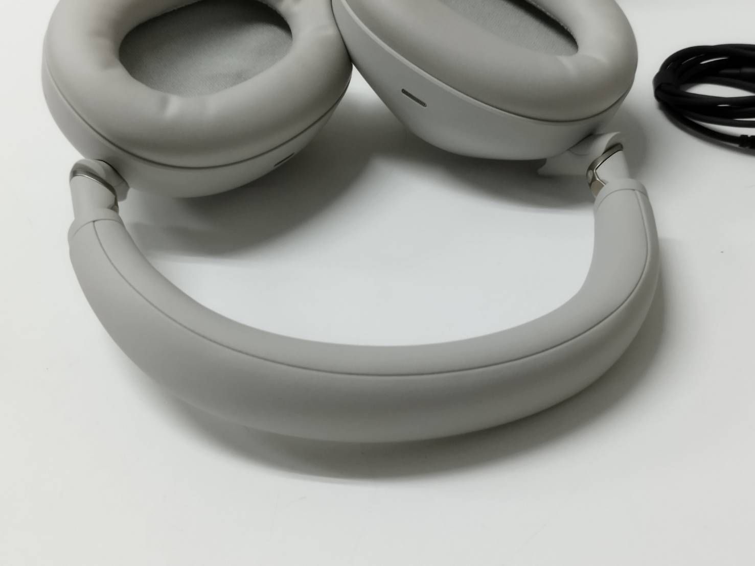 美品】SONY WH-1000XM6/ワイヤレスヘッドホン/プラチナシルバー - メルカリ