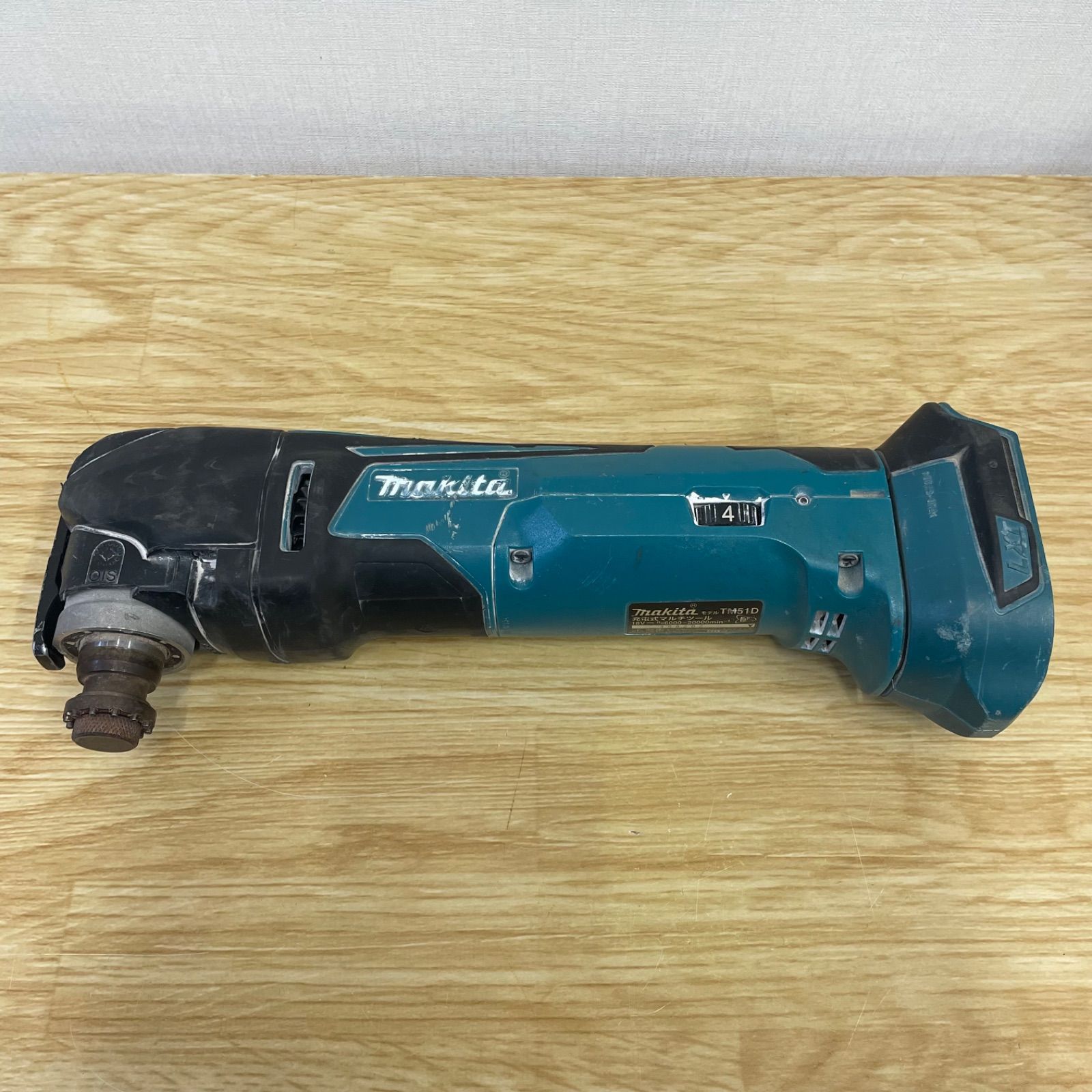 ■マキタ Makita TM51D 18V 充電式マルチツール　先端工具複数おまけ付き A26-1505