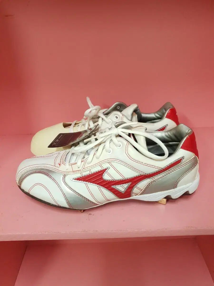 ミズノ 野球シューズ 紅白 スパイク シューズ 新品