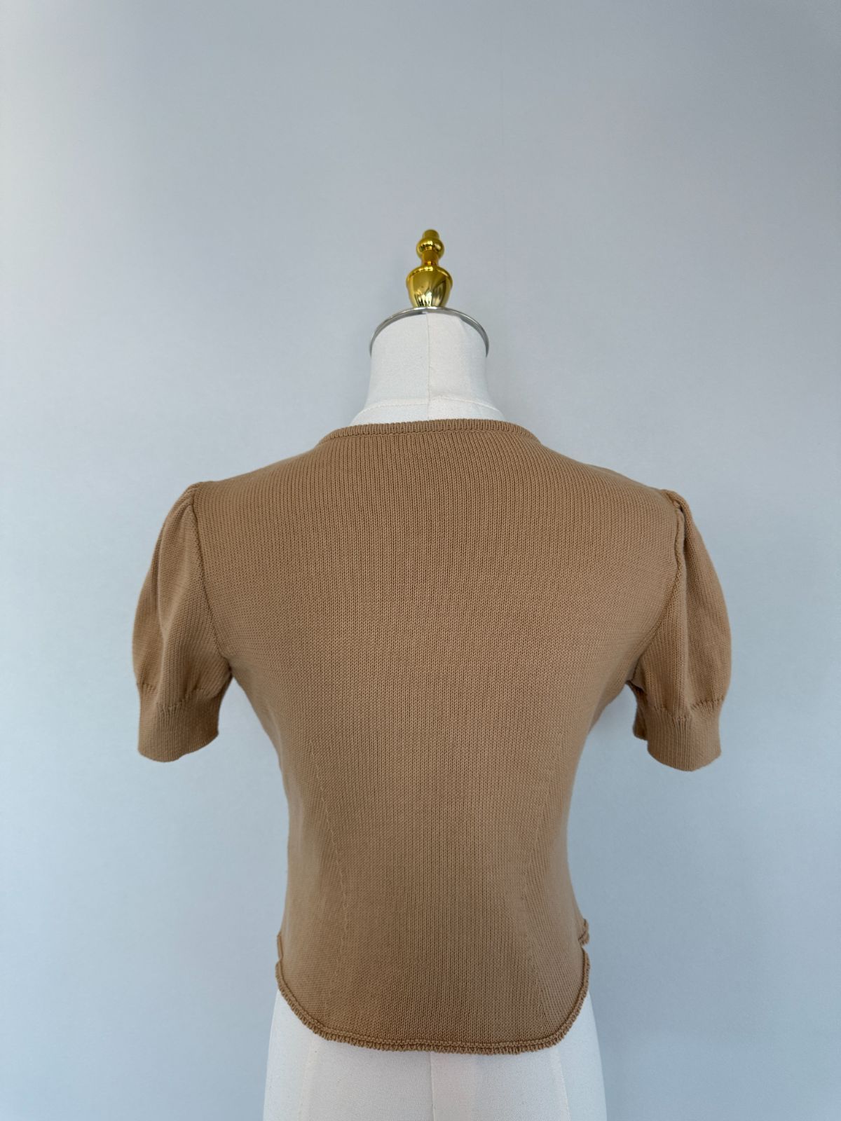 美品 フォクシー ブティック FOXEY BOUTIQUE ニット セーター タートルネック ロングスリーブ カシミヤ 無地 トップス レディース 40(M相当) ブラウン FOXEY - 美品 フォクシー ブティック FOXEY BOUTIQUE ニット セーター