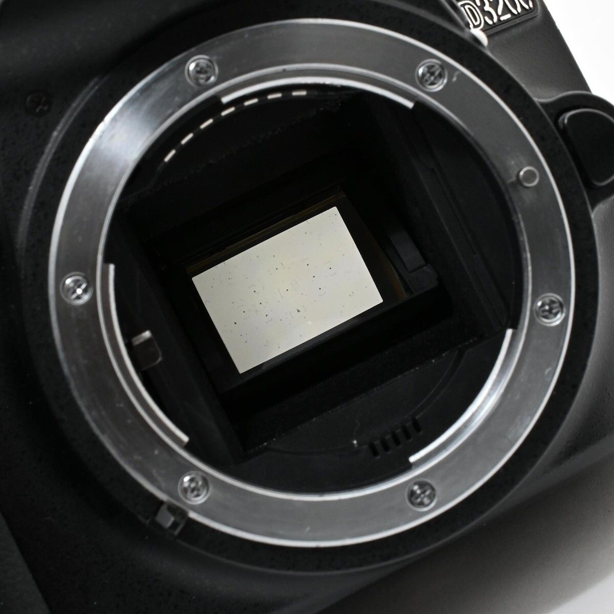 1319＜並品＞ Nikon デジタル一眼レフカメラ D3200 200mmダブルズーム