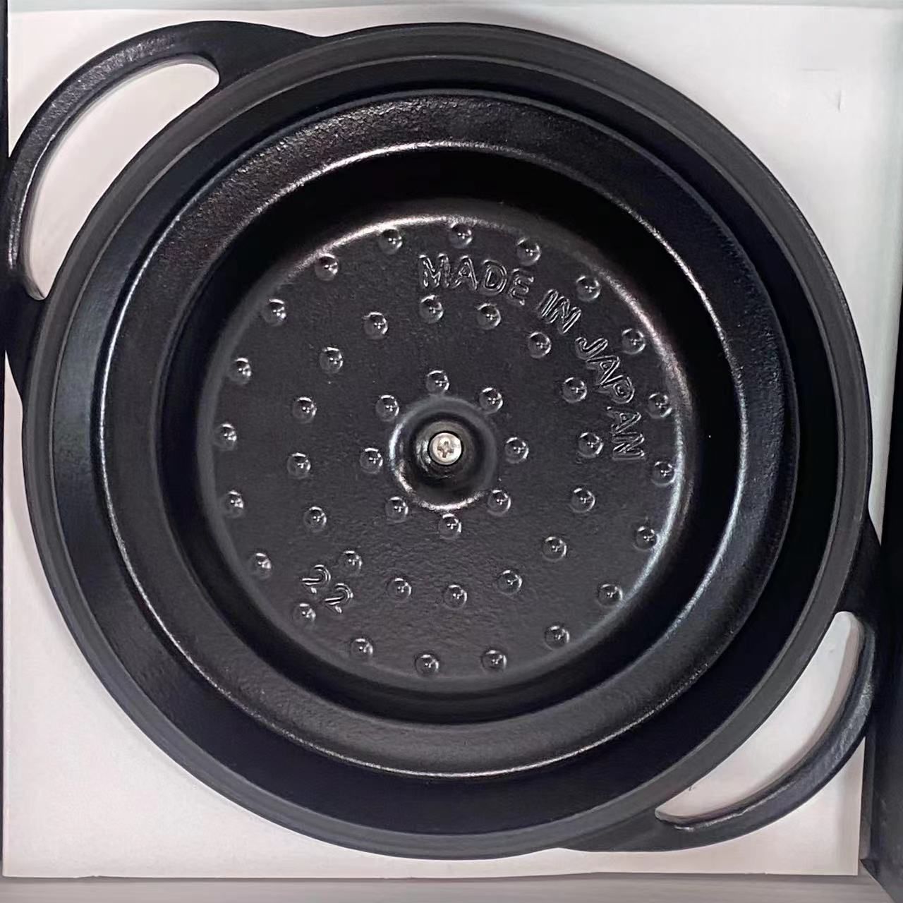 開封済み 未使用】鍋 VERMICULAR oven pot round #22 - メルカリ