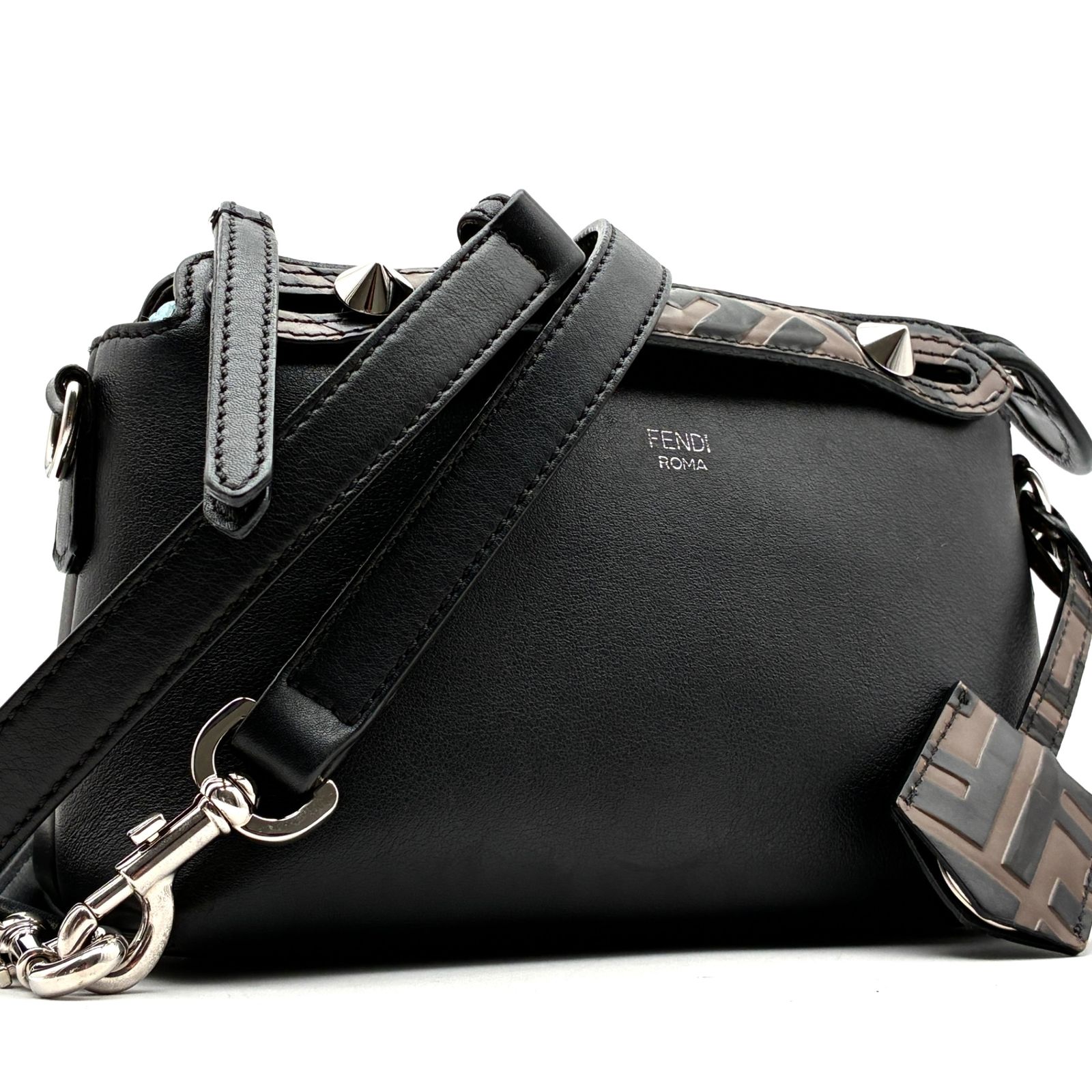 大得価，本物保証】 極美品 FENDI フェンディ バイザウェイ ミニ 2way 