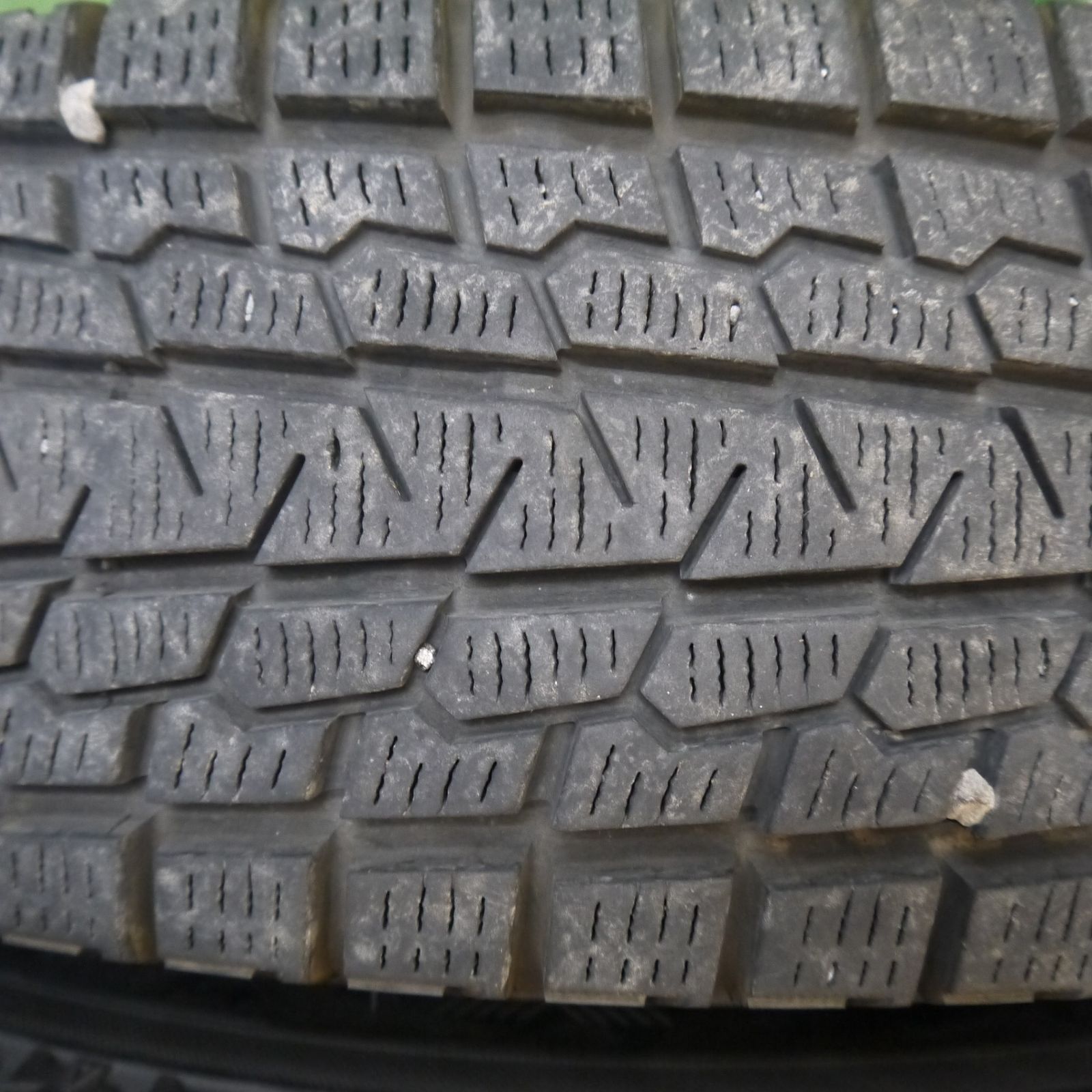 バリ溝！キレイ！9分☆ジムニー 175/80R16 スタッドレス ヨコハマ 