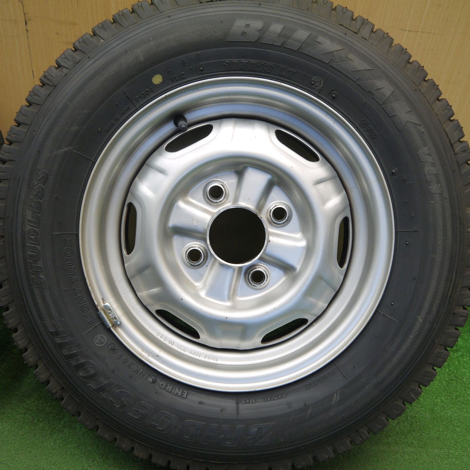 スタットレス後輪 2本 5千円 (225/50R12.5)稀少タウンエース　 Yahoo!オークション - 「225 50r12.5」(12インチ以下)(スタッドレス)の