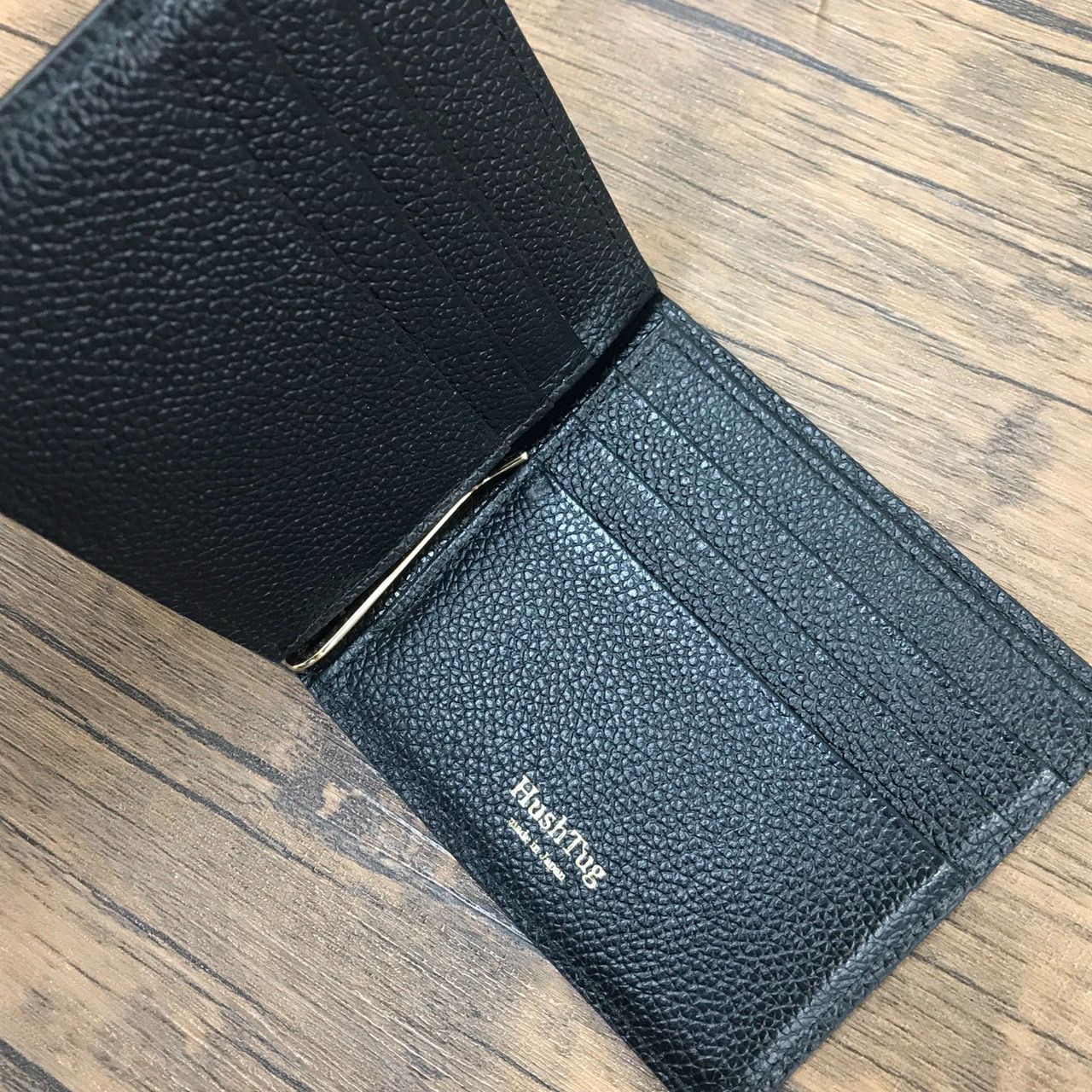 Hush Tug ハッシュタグ ピュアシュリンク マネークリップ レザー