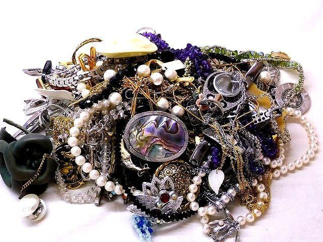 W*E様 メッキアクセサリーまとめ売り Yahoo!オークション - メッキ アクセサリー まとめ 約2kg
