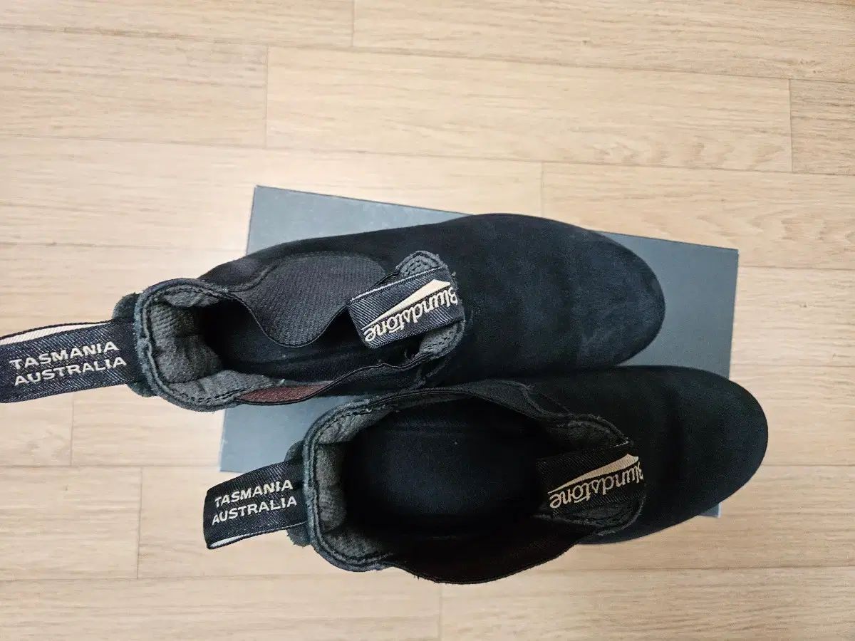 Blundstone (ブランドストーン) スウェード ブラック チェルシーブーツ
