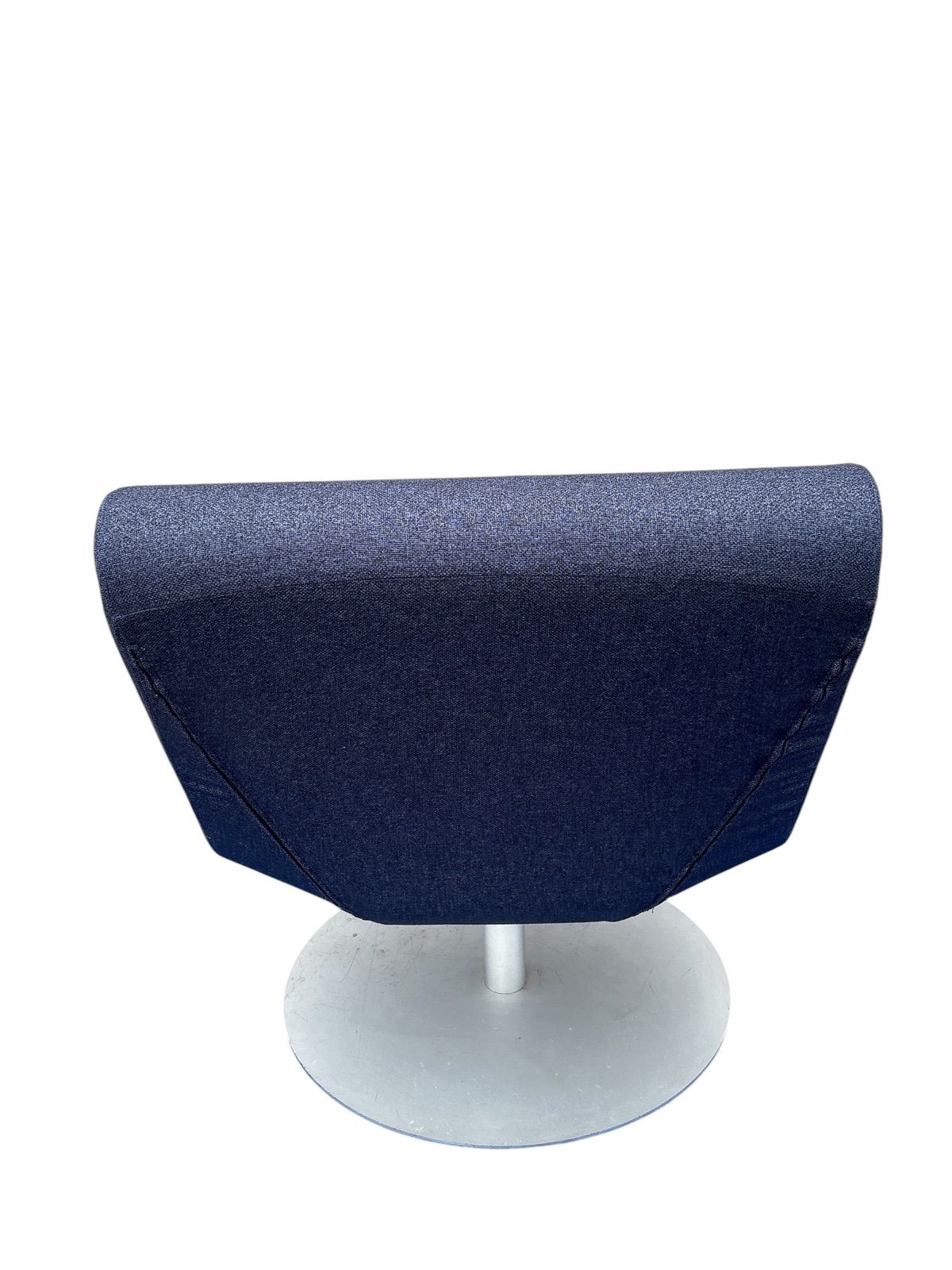 Cassina ixc. ブーメラン プリュス ラウンジスウィベルチェア ネイビー