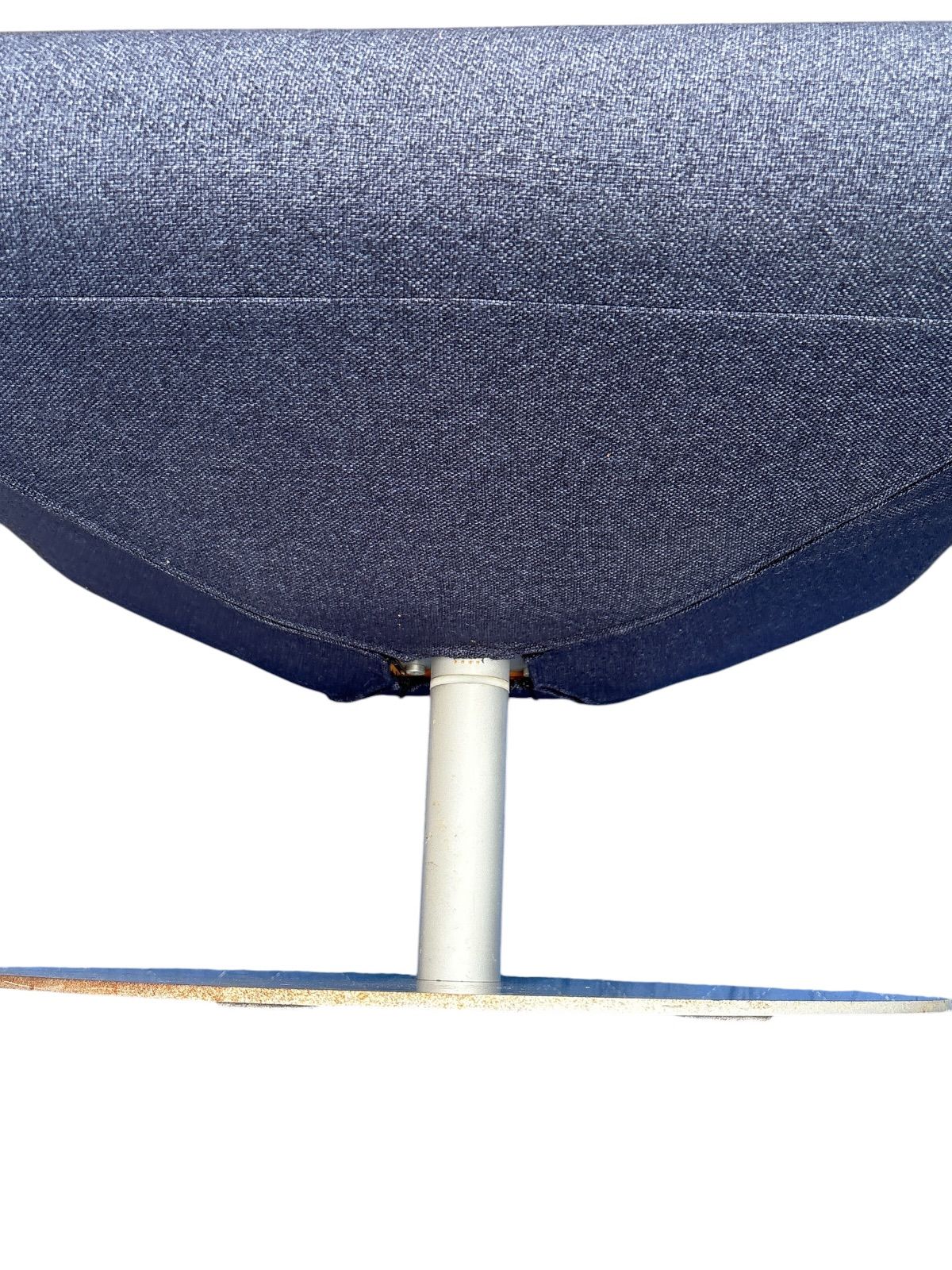 Cassina ixc. ブーメラン プリュス ラウンジスウィベルチェア ネイビー