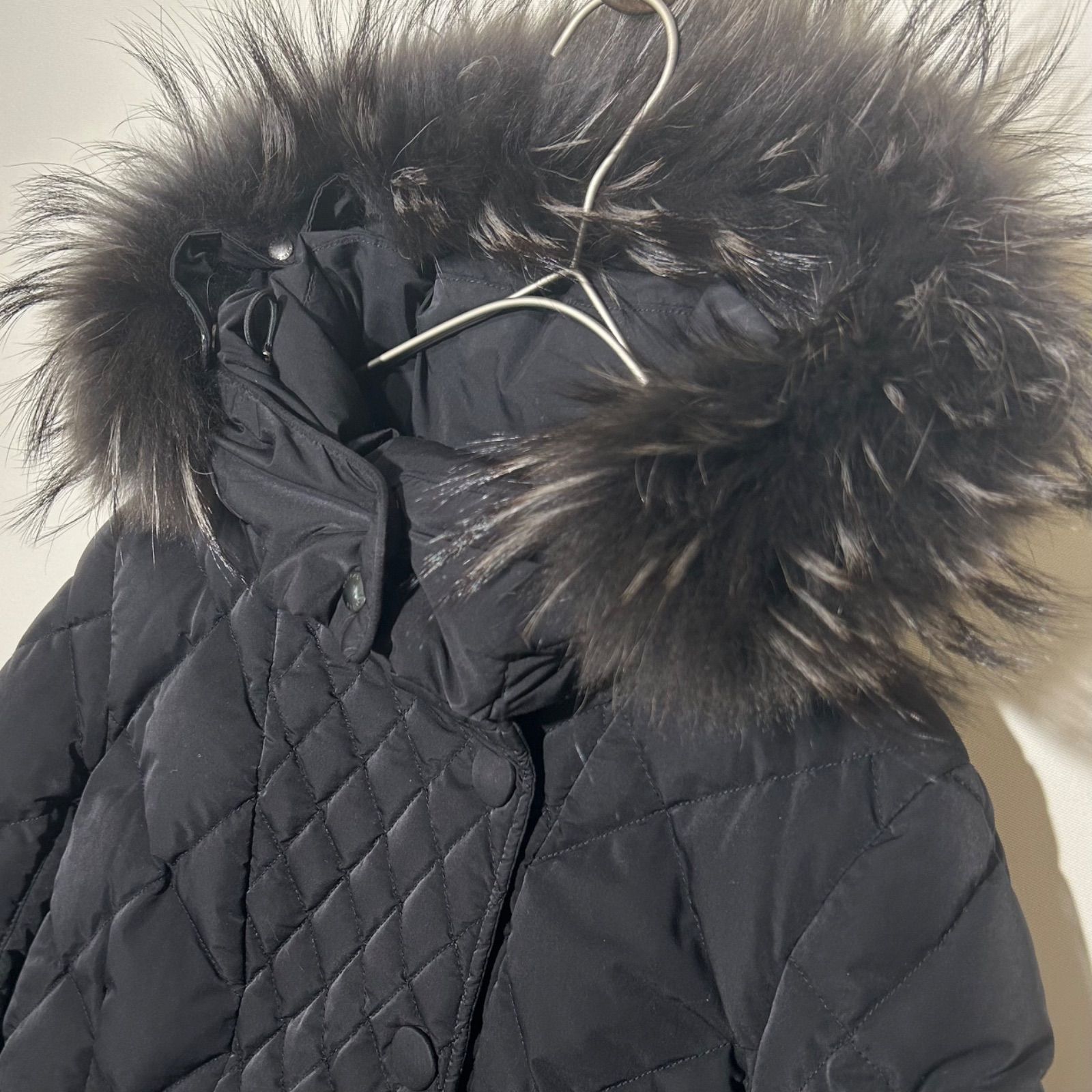 美品 TATRAS BELINA 3way ラクーンファー ダウンジャケット 黒 TATRAS (タトラス) ラクーンファー フルジップ ダウンジャケット