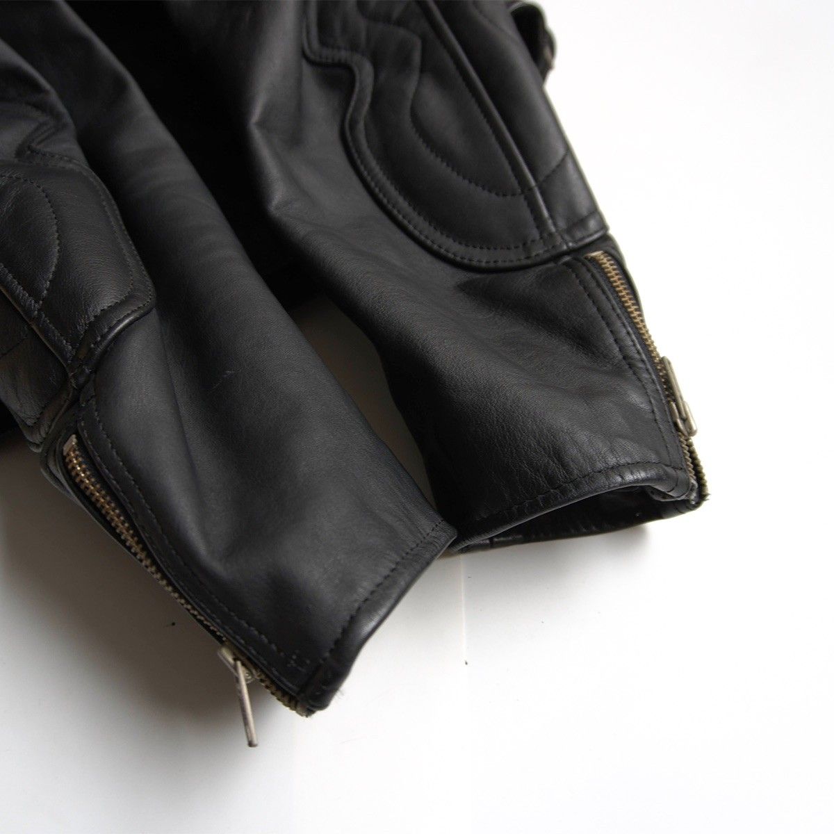 【美品】KADOYA【シングルライダースジャケット】 L ブラック レザー カドヤ 26040743 美品】KADOYA【シングルライダースジャケット】 L ブラック レザー