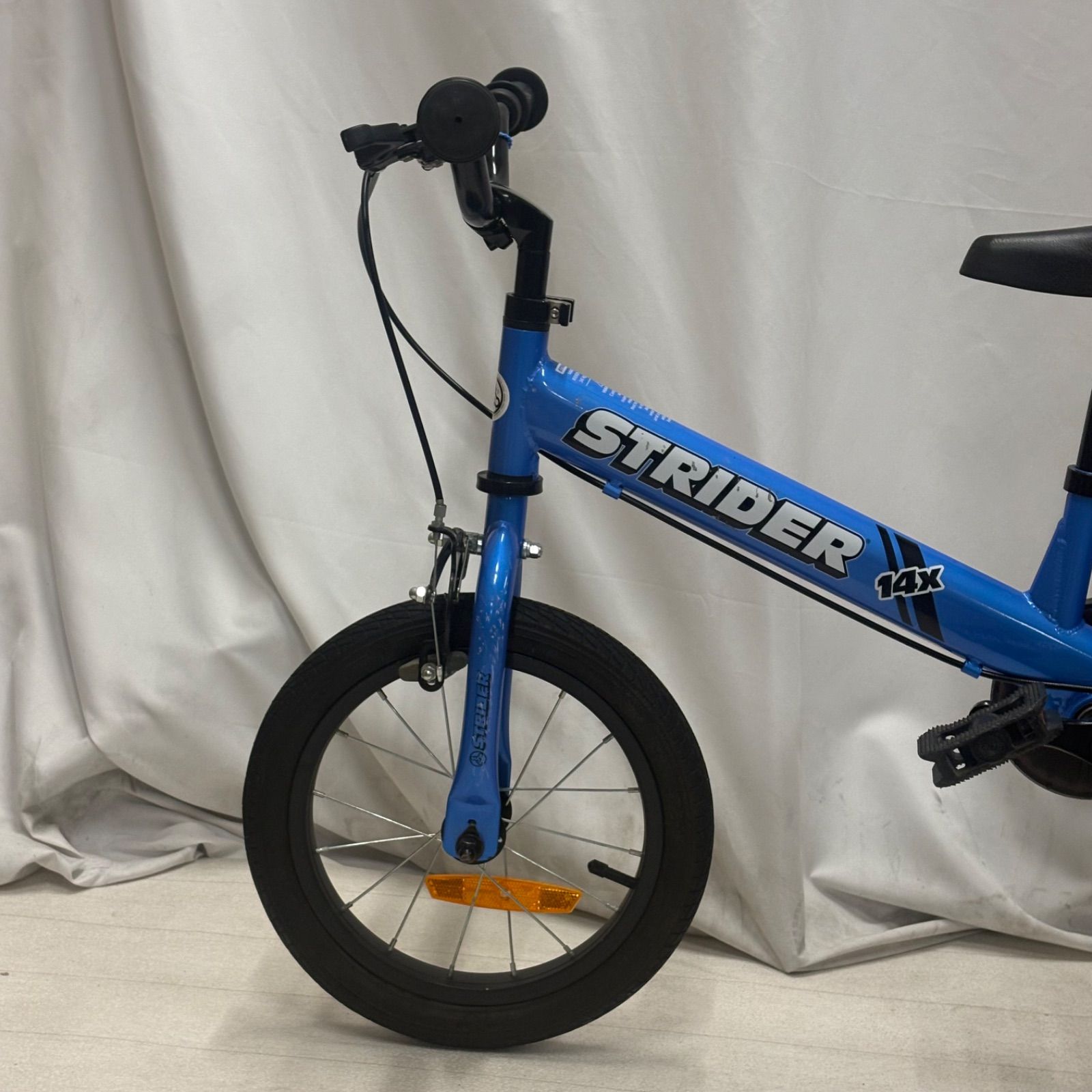 STRIDER 14x キッズバイク 青 引取限定・東京 STRIDER 14x キッズ