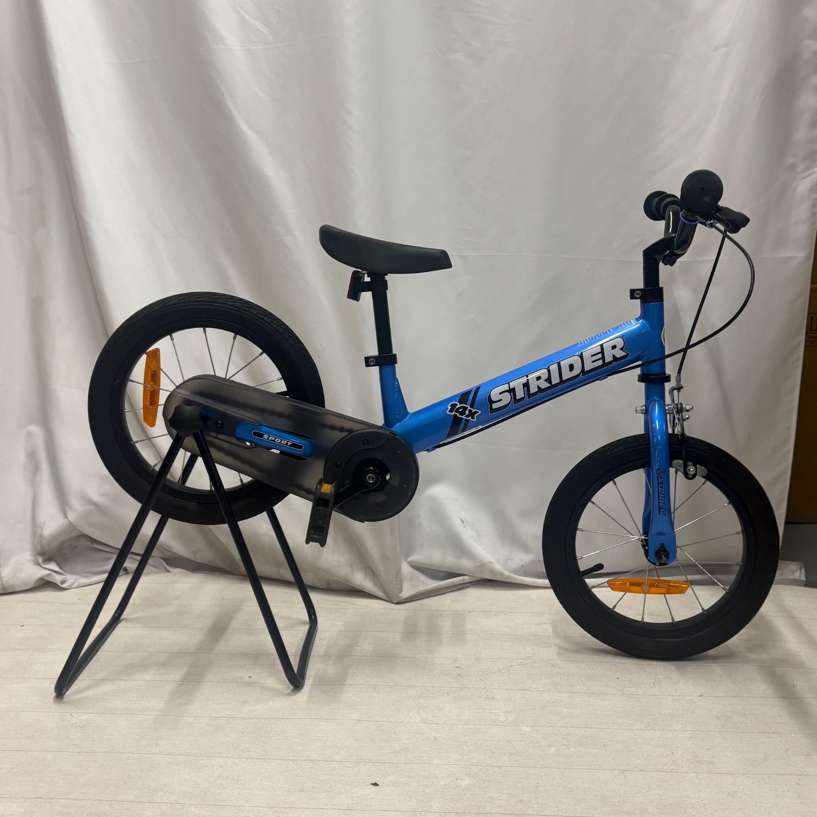 美品】STRIDER 14x 幼児用自転車 青 STRIDER 14X ストライダー ブルー