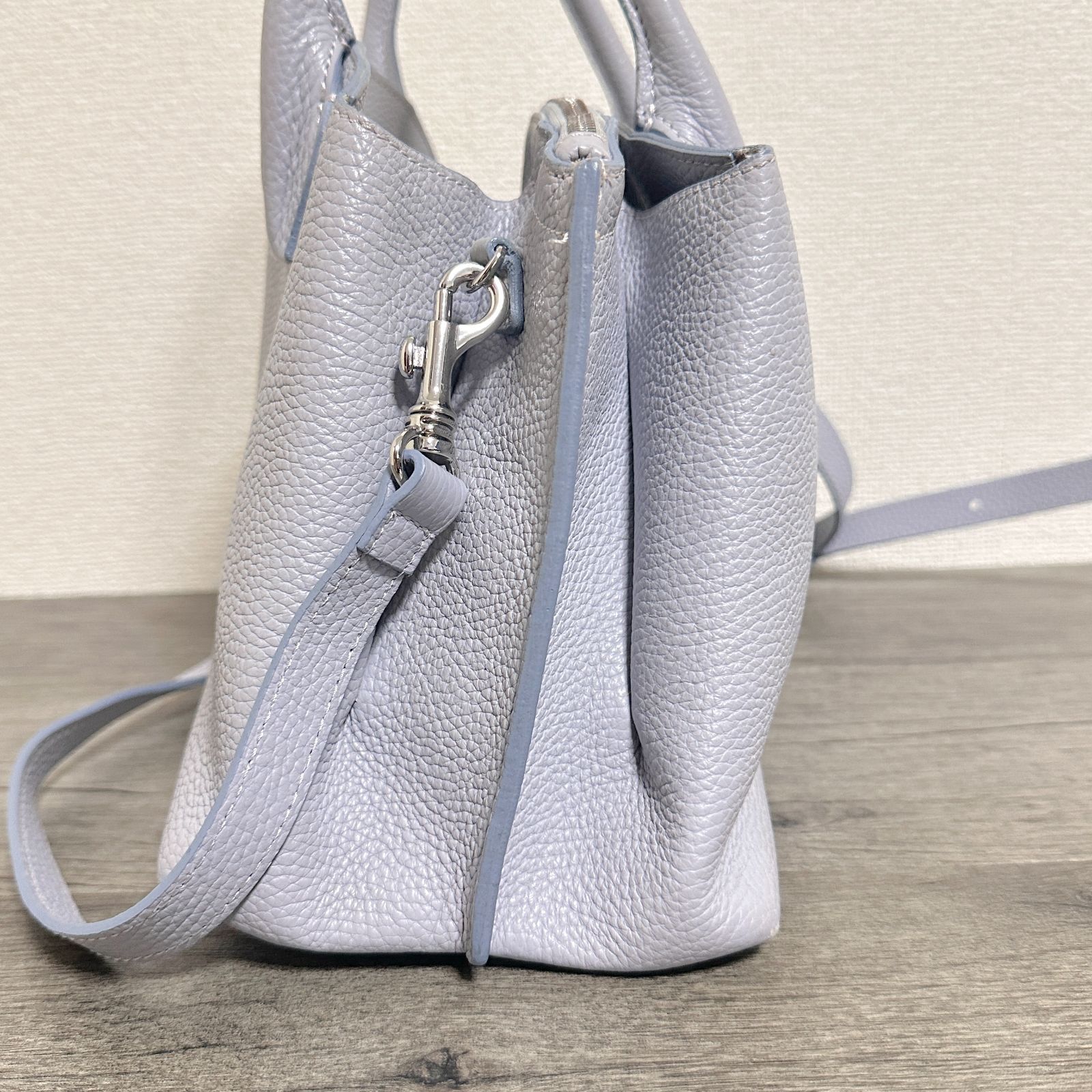 IACUCCI イアクッチ 2WAYトートバッグXS ベラール シルバー レザー IACUCCI イアクッチ VELAR ベラールM ALCE シボレザー 2wayトート