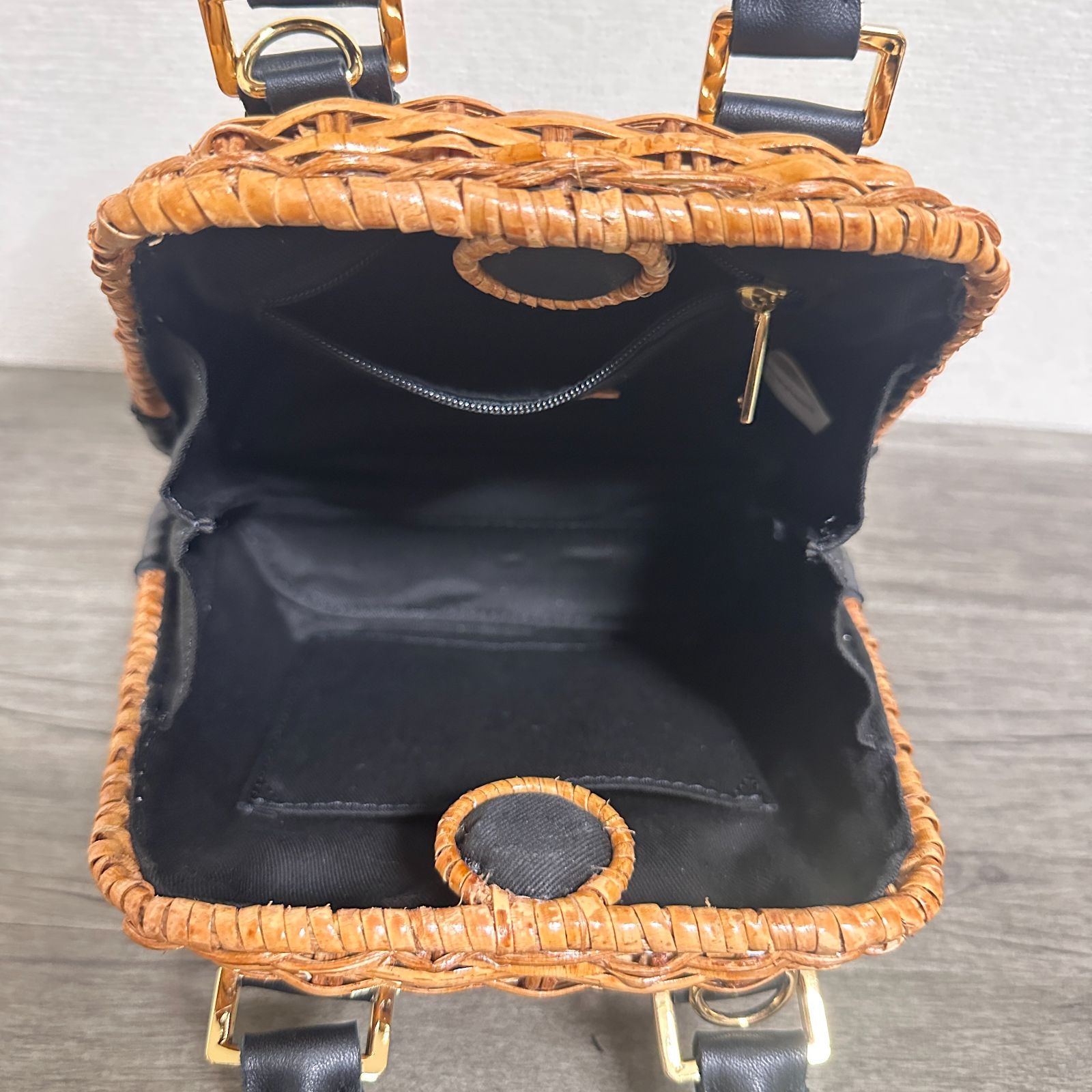 美品 ikot イコット シェル型 2way ラタン&牛革 ミニバスケット