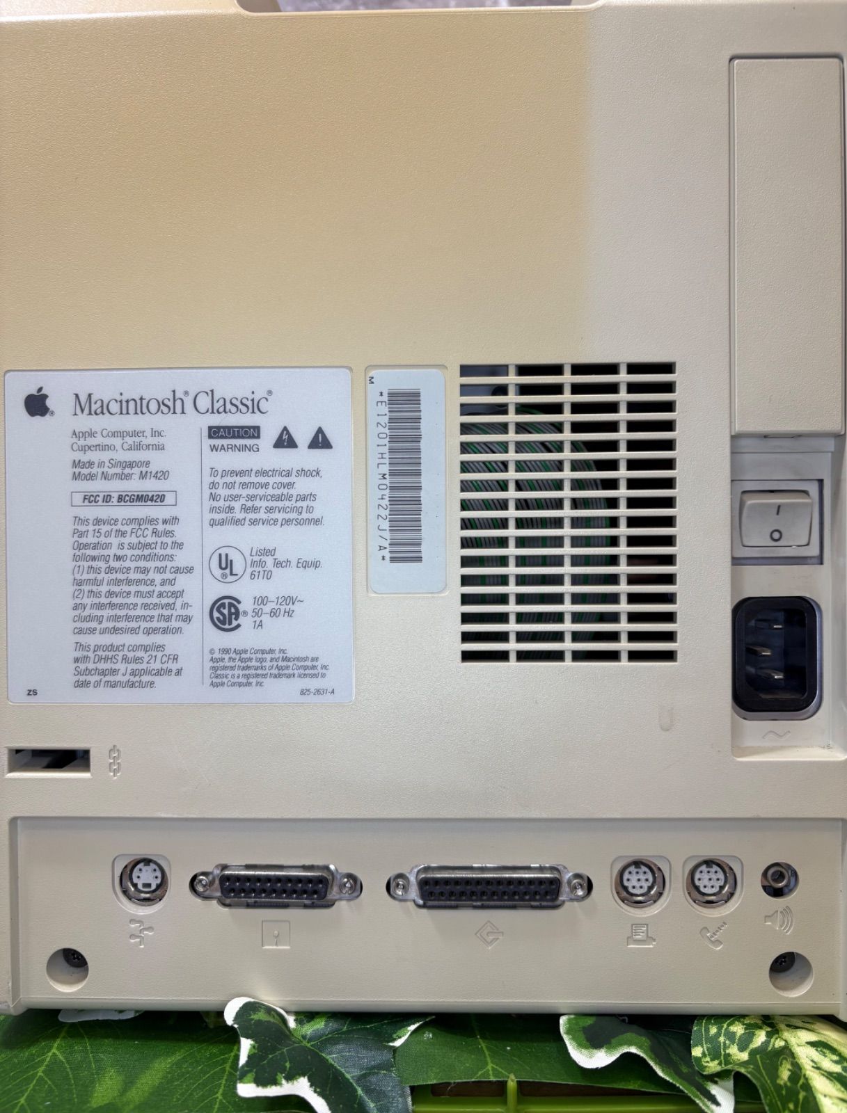 Macintosh Classic II 本体のみ ジャンク品 Macintosh Classic II アイボリー ジャンク - メルカリ