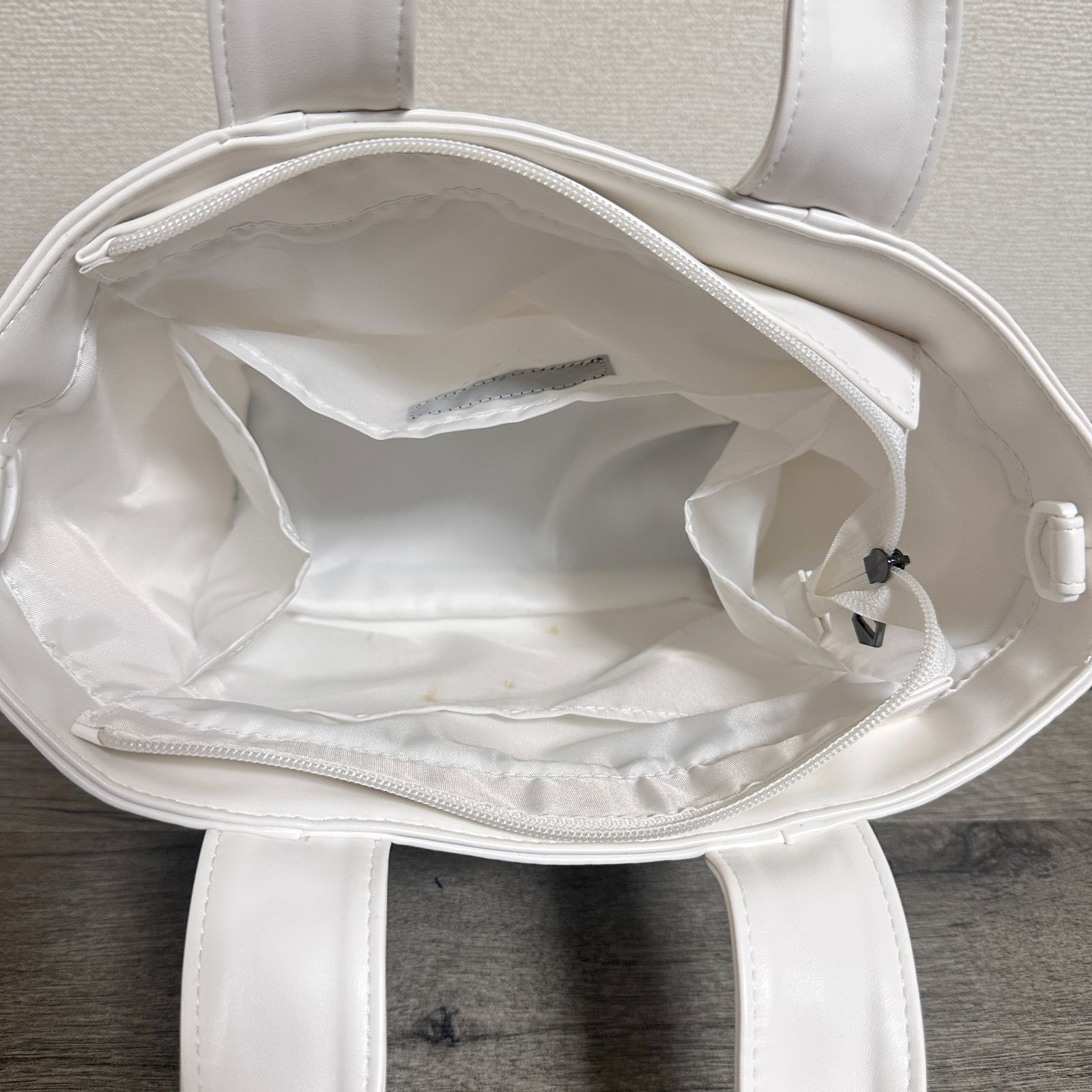 美品 1PIU1UGUALE3RELAX ウノピゥウノウグァーレトレリラックス ビッグ 