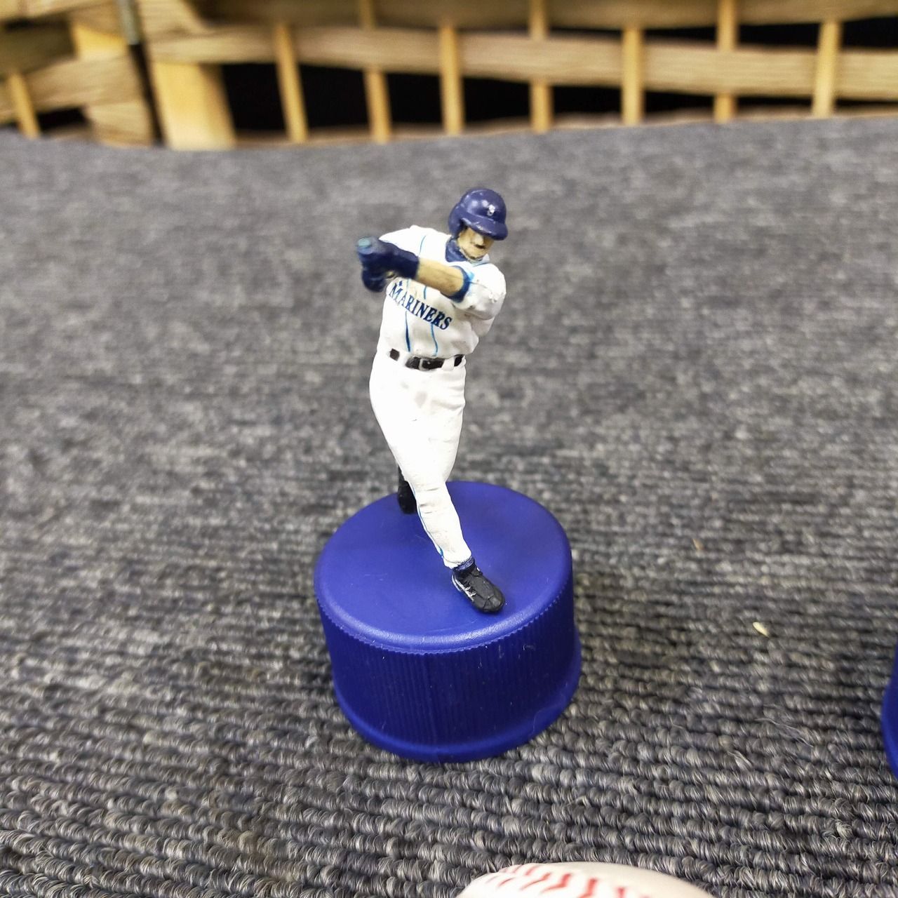 MLB マリナーズ イチロー ボトルキャップ ペプシ 野球ボール付き