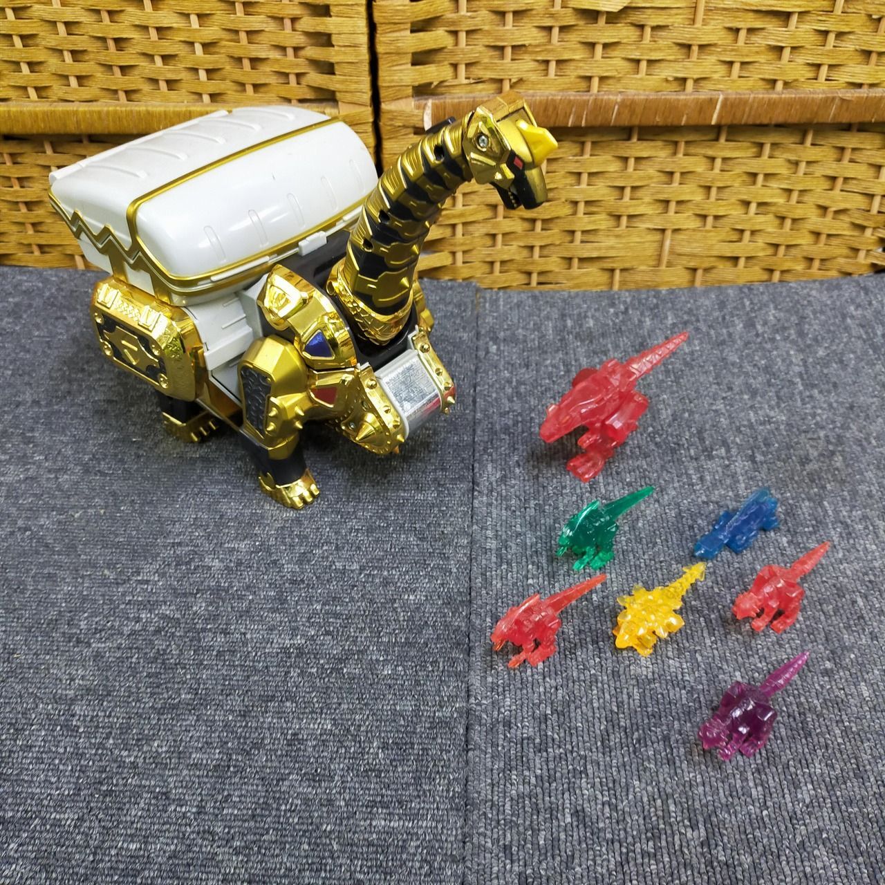 爆竜戦隊アバレンジャー ブラキオサウルス ミニフィギュア6体セット