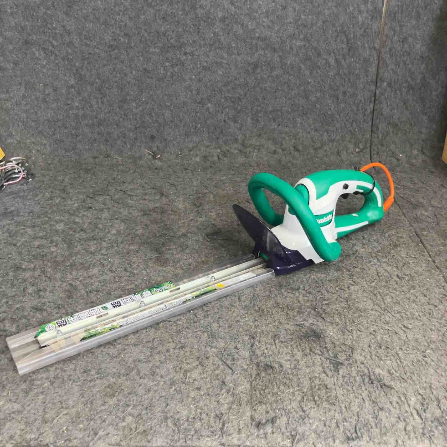 ◇マキタ(makita) 生垣バリカン 刈込幅350mm MUH3502【鴻巣店】