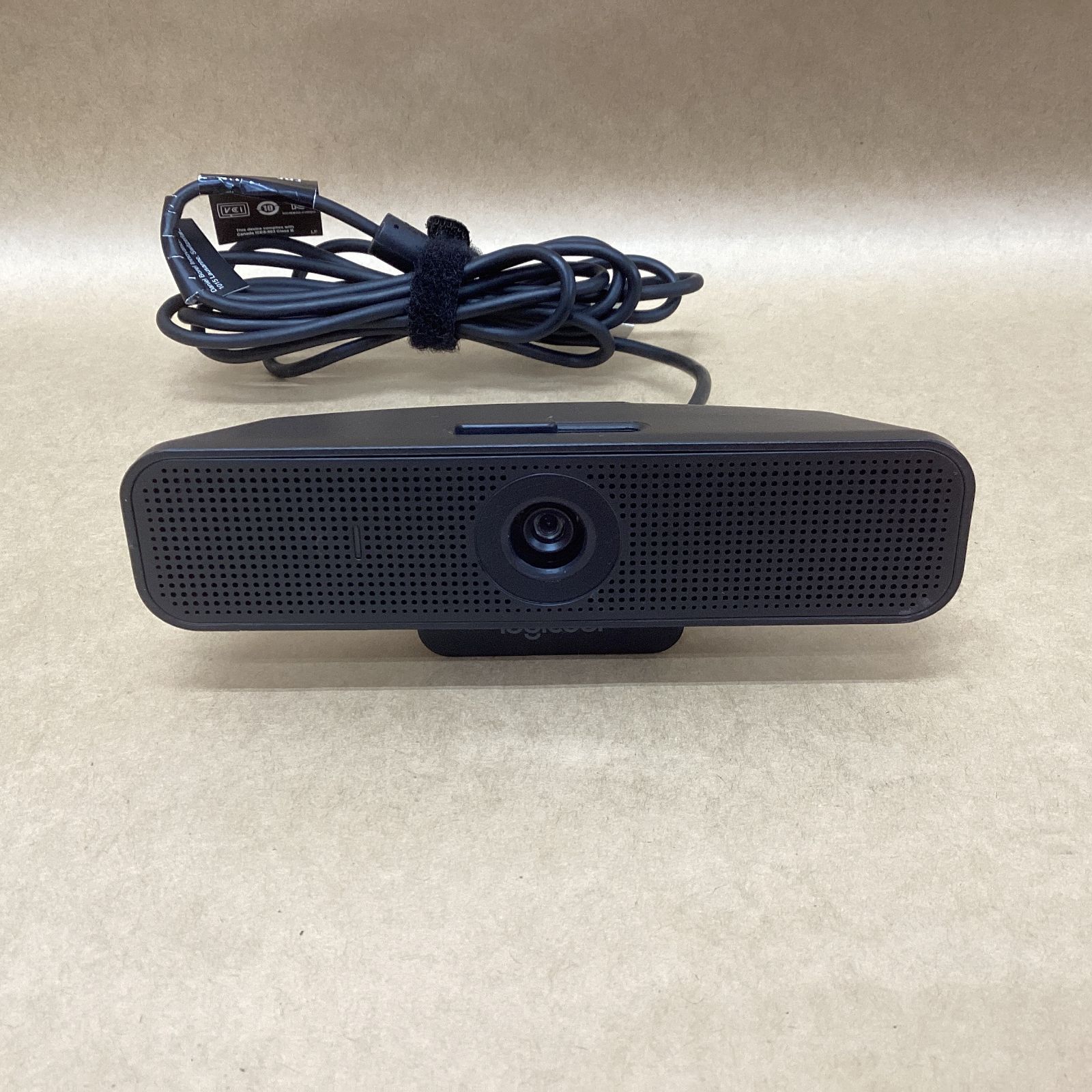 Logitech/Logicool Webカメラ V-U0030-O 1080p USB フルHD マイク内蔵 Zoom Teams対応